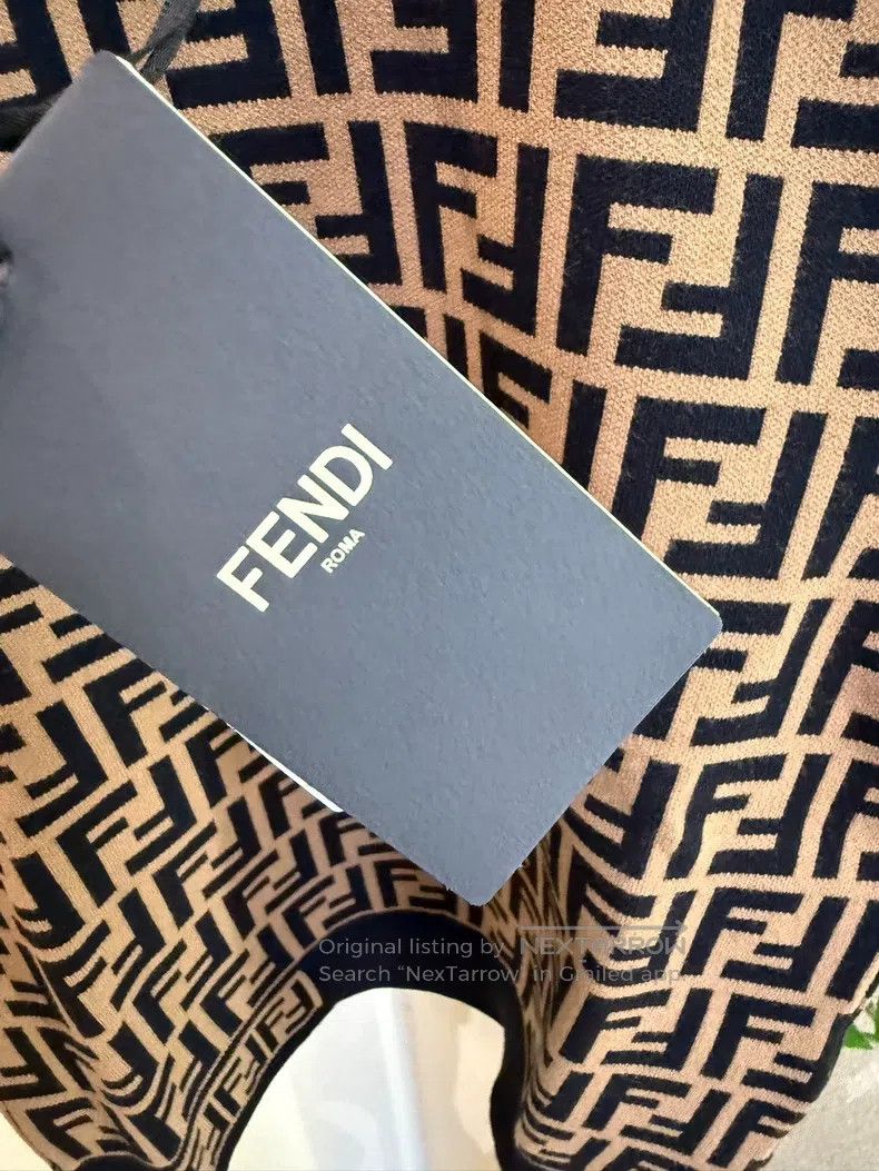 Fendi Fendi Monogram Knit Short Sleeve Size XXS / US 00 / IT 34 - 3 Thumbnail