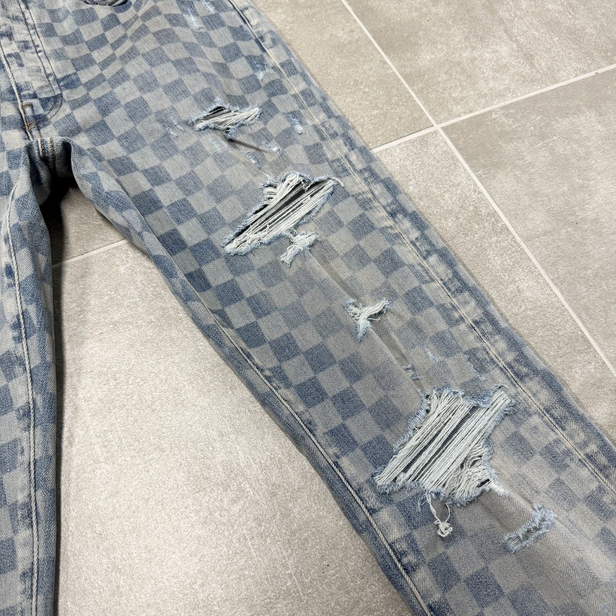 Amiri Amiri Thrasher Checkered Jeans In Blue RRP £770 Size US 31 - 4 Thumbnail