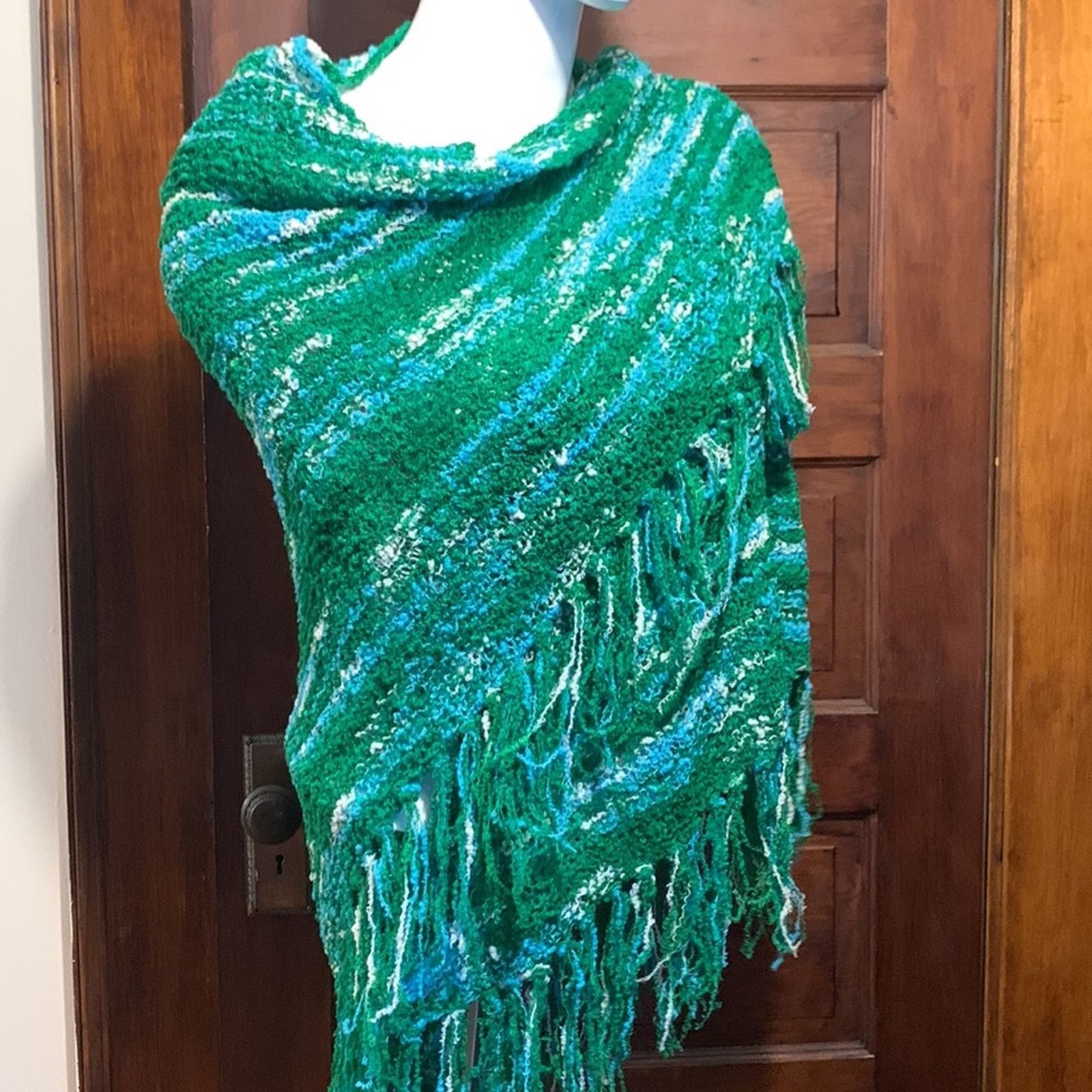 Handmade Handmade knit crochet bouclé shawl scarf wrap PONCHO Size ONE SIZE - 6 Thumbnail