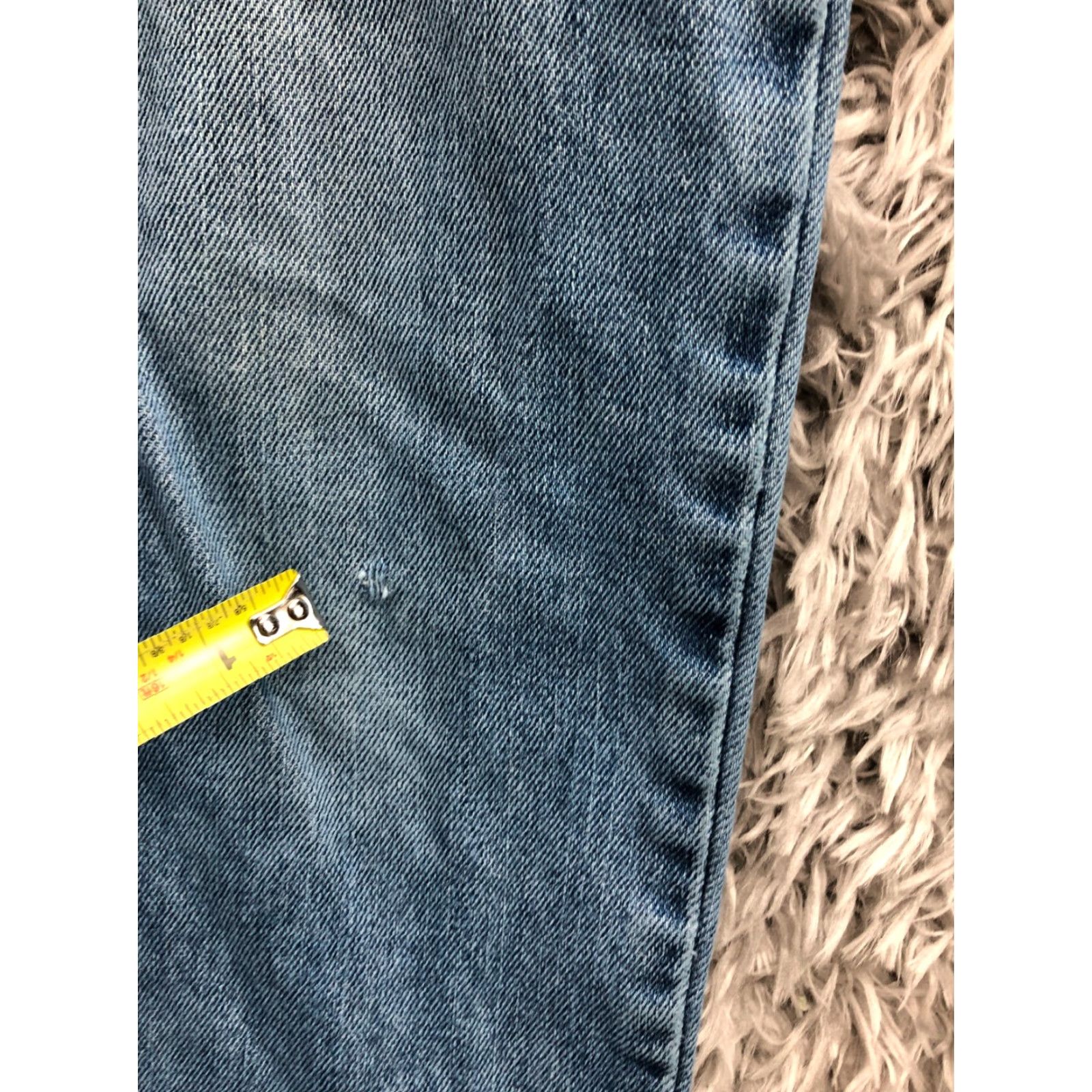 Levi's Levi's 550 Jeans Relaxed Straight Size 34x31 Mens Mid Rise Medium Wash Blue FLAW Size US 34 / EU 50 - 5 Thumbnail