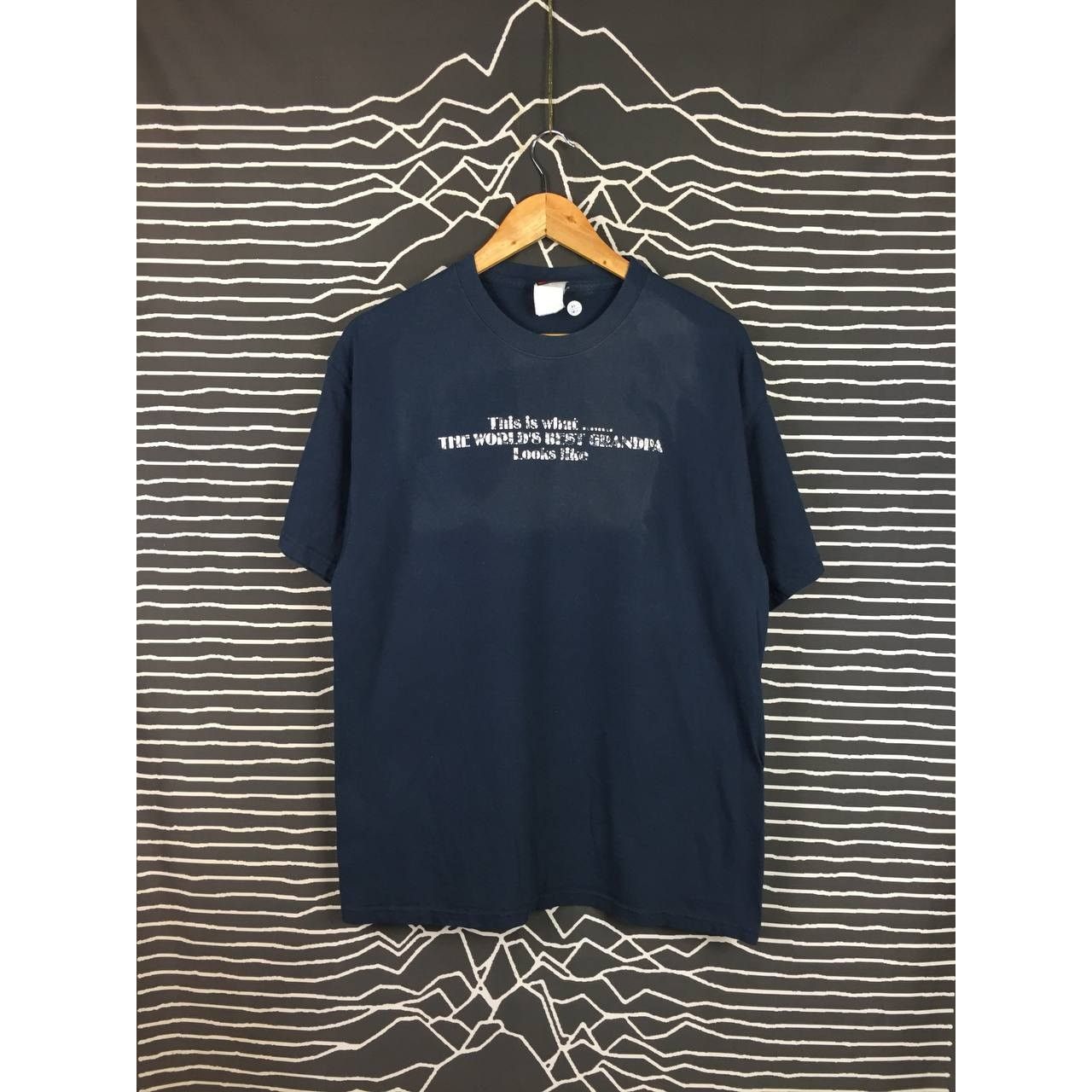Hanes × Vintage Vtg The World's The Best Grandpa Looks Like Wording Tee Size US L / EU 52-54 / 3 - 2 Thumbnail