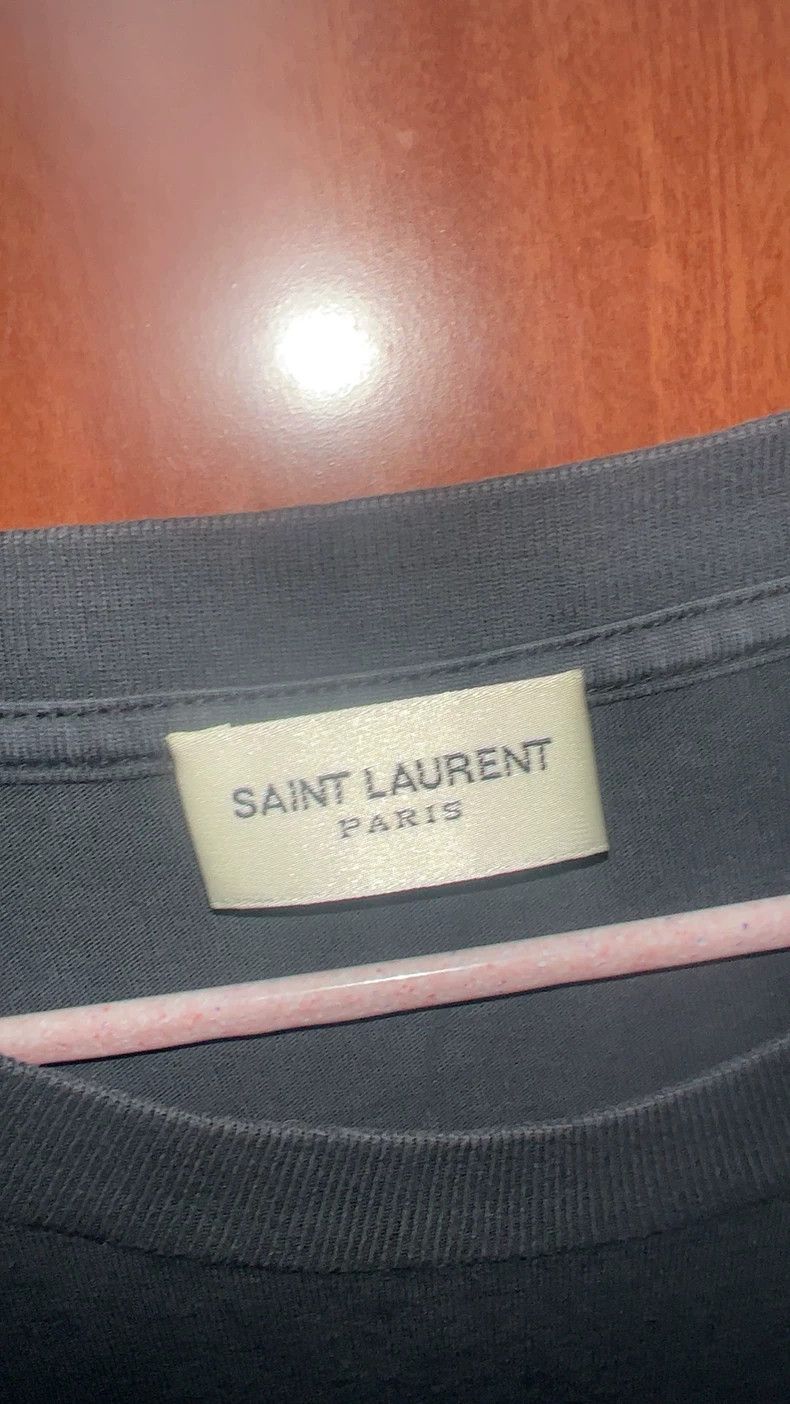 Saint Laurent Paris Saint laurent paris Bloody Teeth Short Sleeves 2506-Nextarr Size US XS / EU 42 / 0 - 2 Thumbnail
