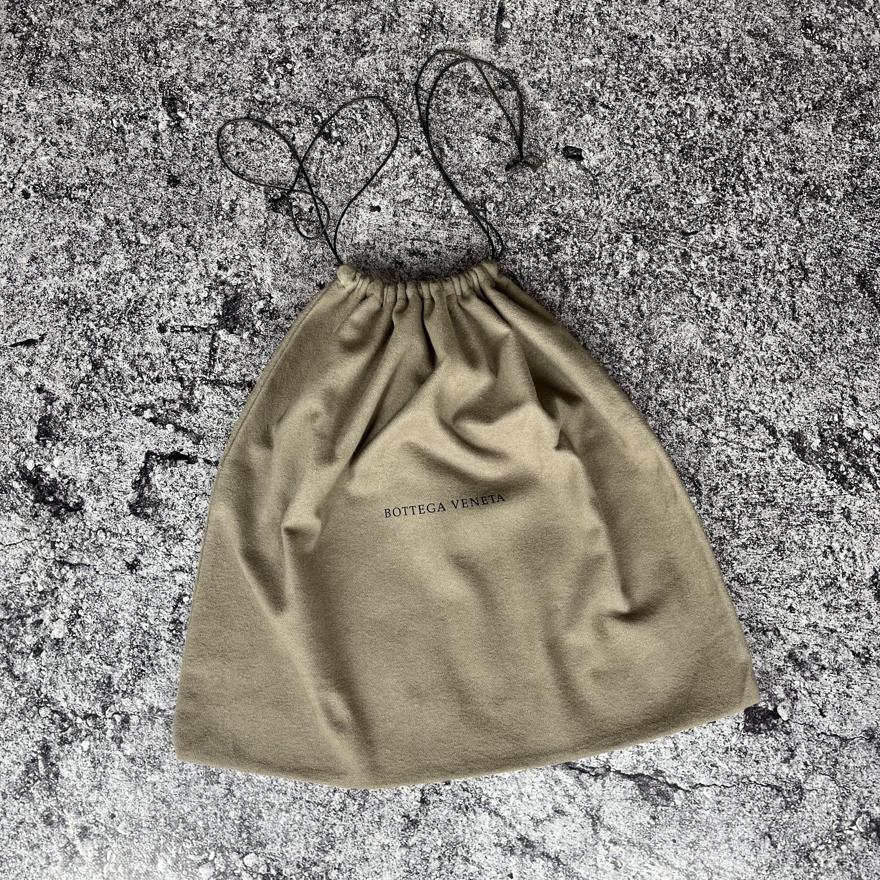 praying Brangelina bag 【タイムセール中】 Designer × Streetwear Praying “Brangelina” Bag | Grailed