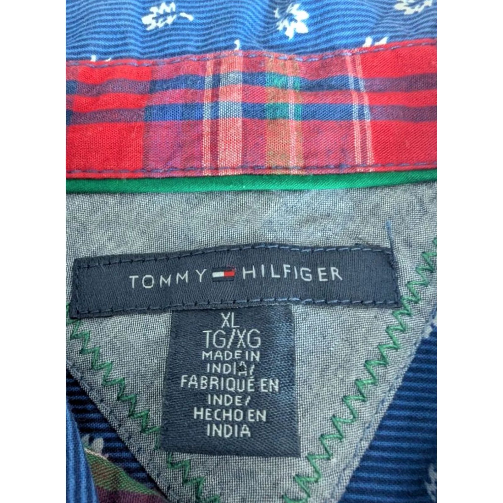 Tommy Hilfiger VINTAGE Tommy Hilfiger Button-Down Shirt Womens XL 100% Cotton Blue Contrast Cuffs EUC Size XL / US 12-14 / IT 48-50 - 7 Thumbnail