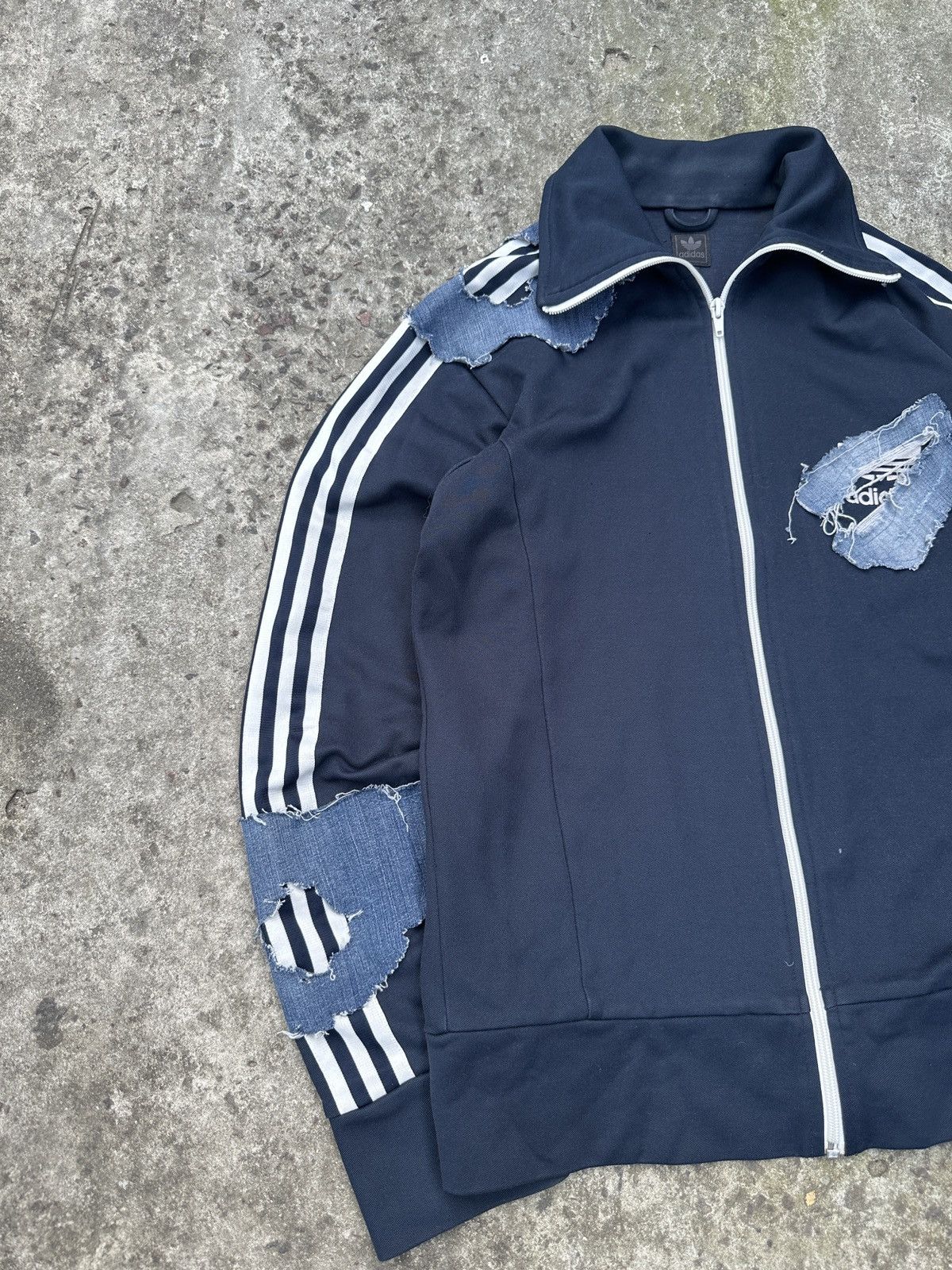 Adidas Y2K Custom Adidas Jacket Streetwear Alt Rare Casual M USA Size US M / EU 48-50 / 2 - 2 Thumbnail
