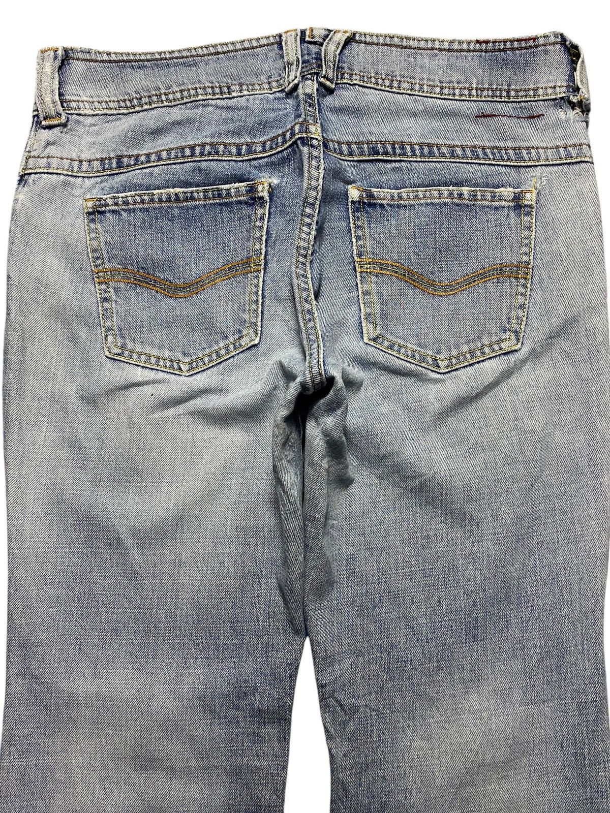 Japanese Brand Vtg Japanese Brand C Seventeen Light Distressed Flare Jeans Size US 30 / EU 46 - 4 Thumbnail