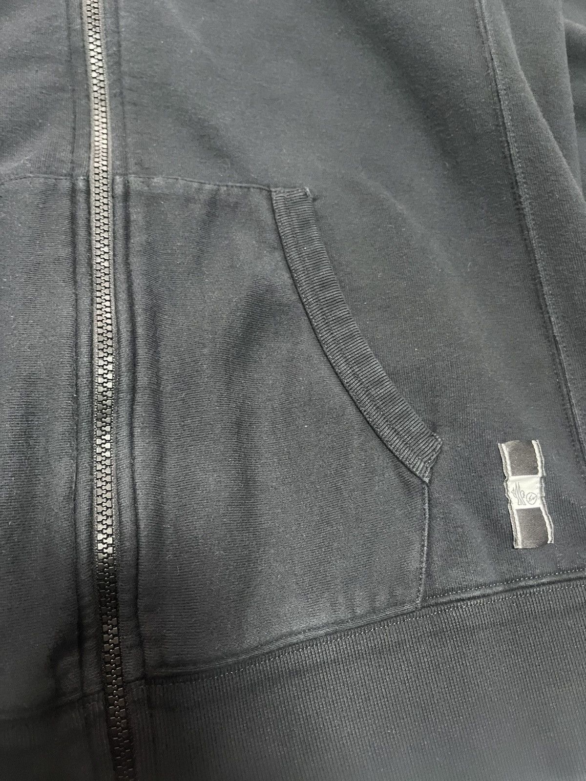 Fragment Design × Moncler MONCLER FRAGMENT ZIP HOODIE WORLD TOUR 2019 SIZE M-L Size US L / EU 52-54 / 3 - 8 Thumbnail