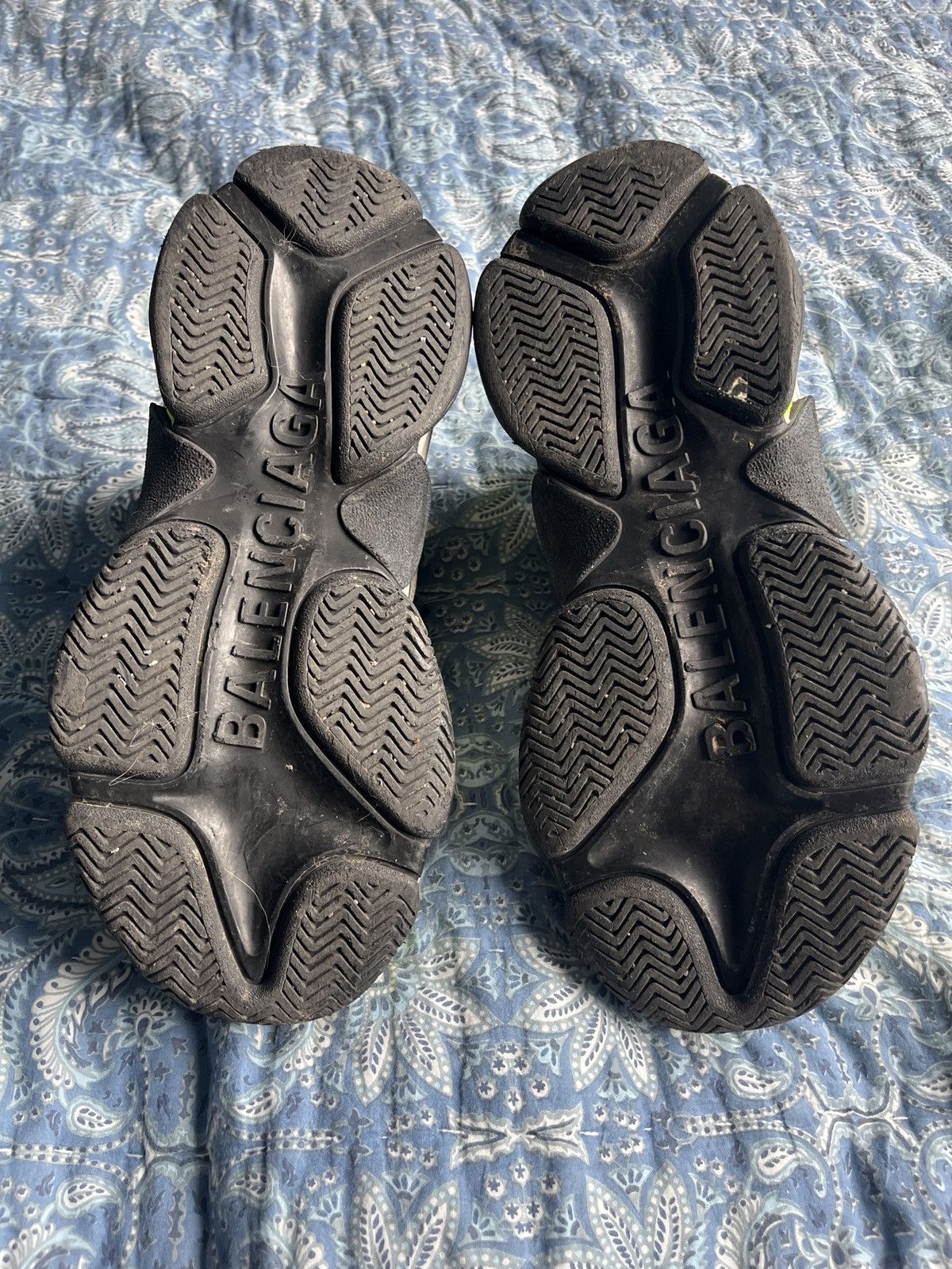 Balenciaga balenciaga triple s Size US 6 / EU 39 - 4 Thumbnail
