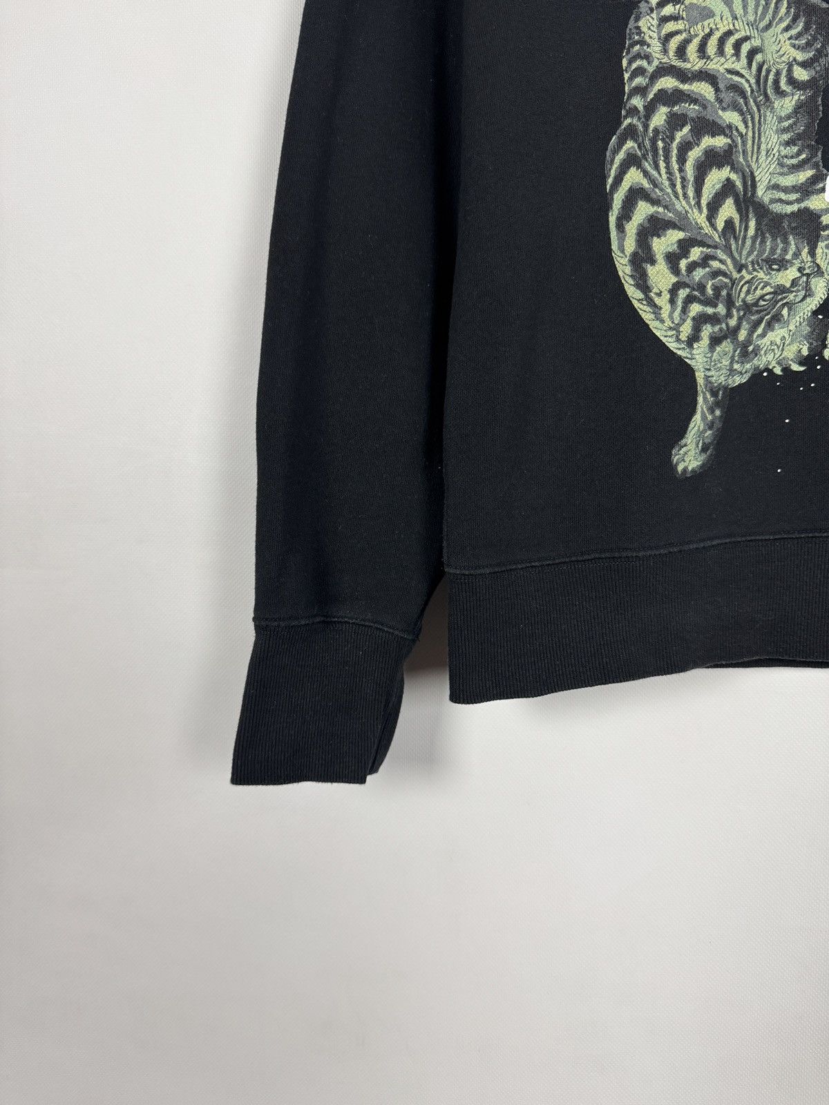 Uniqlo Uniqlo Museum of Fine Arts Boston Crewneck Sweatshirt Size S Size US S / EU 44-46 / 1 - 4 Thumbnail