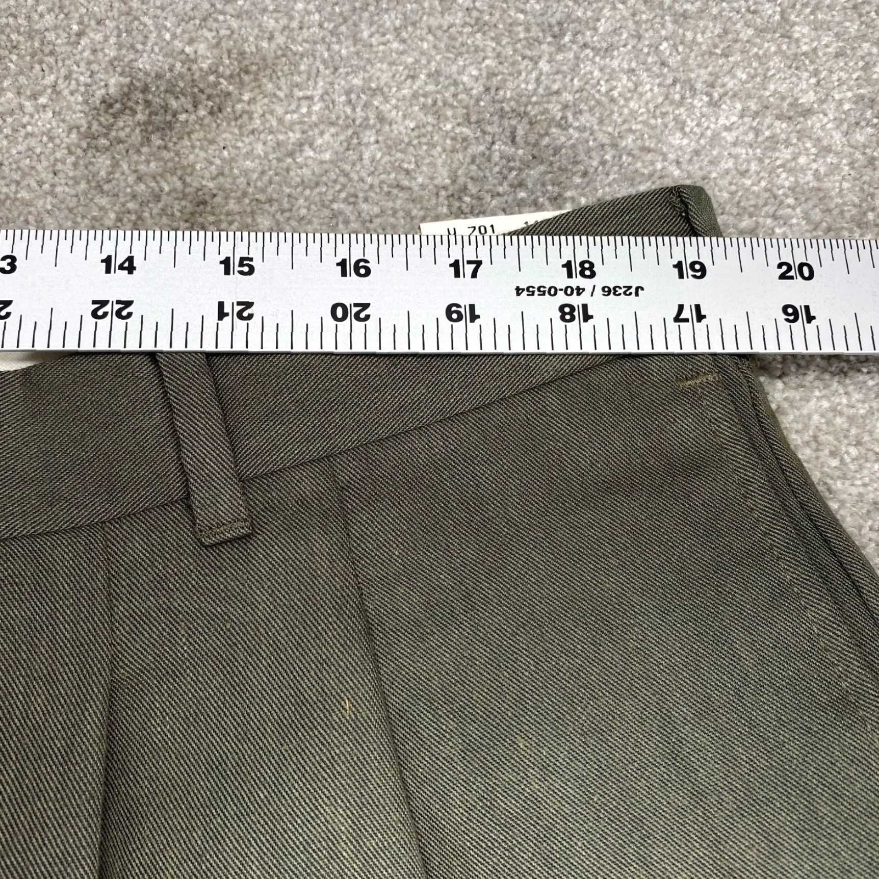 Olive Ocean Drive Khaki Pants Mens 40x27 Olive Classic Fit Workwear Casual Solid Green Cotton Polyester Rayon Slim? No—use original words only Size US 40 / EU 56 - 5 Thumbnail