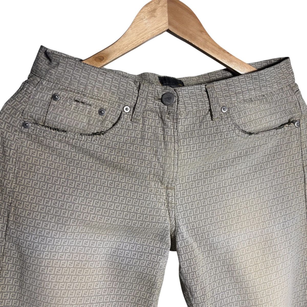 Fendi Fendi Monogram Distressed Jeans Pants Size US 30 / EU 46 - 3 Thumbnail