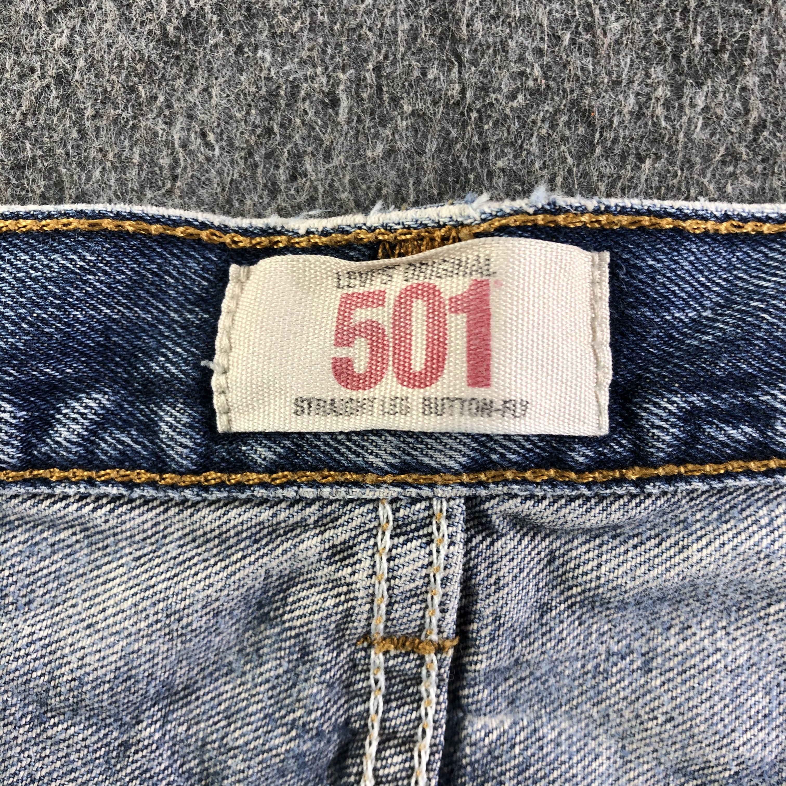 Levi's Vintage Distressed Levis 501 Jeans-J4240 Size US 31 - 11 Thumbnail