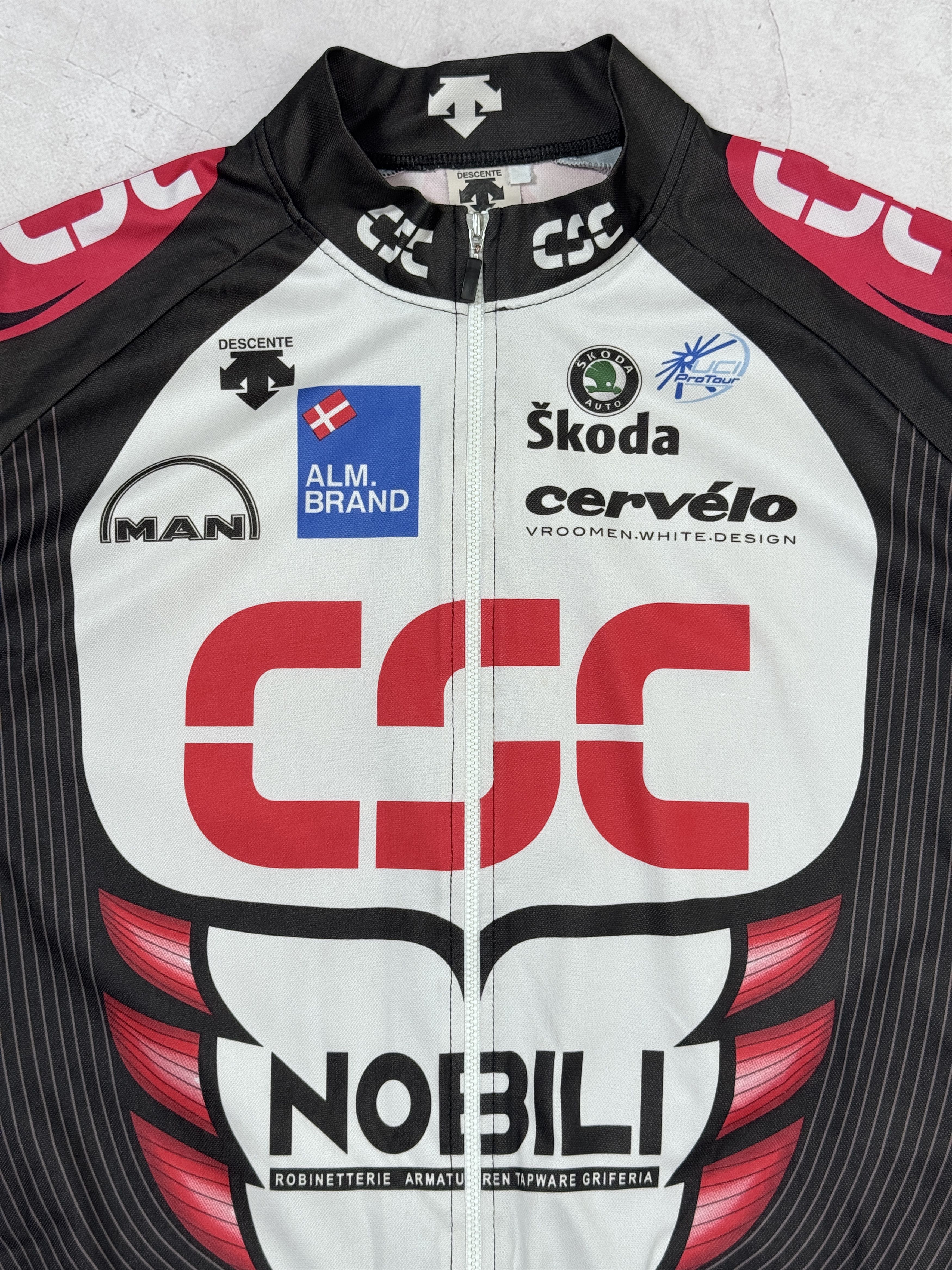 Sports Specialties Descente Team CSC Skoda Man Nobili Vest Cycling Jersey Size US M / EU 48-50 / 2 - 2 Thumbnail
