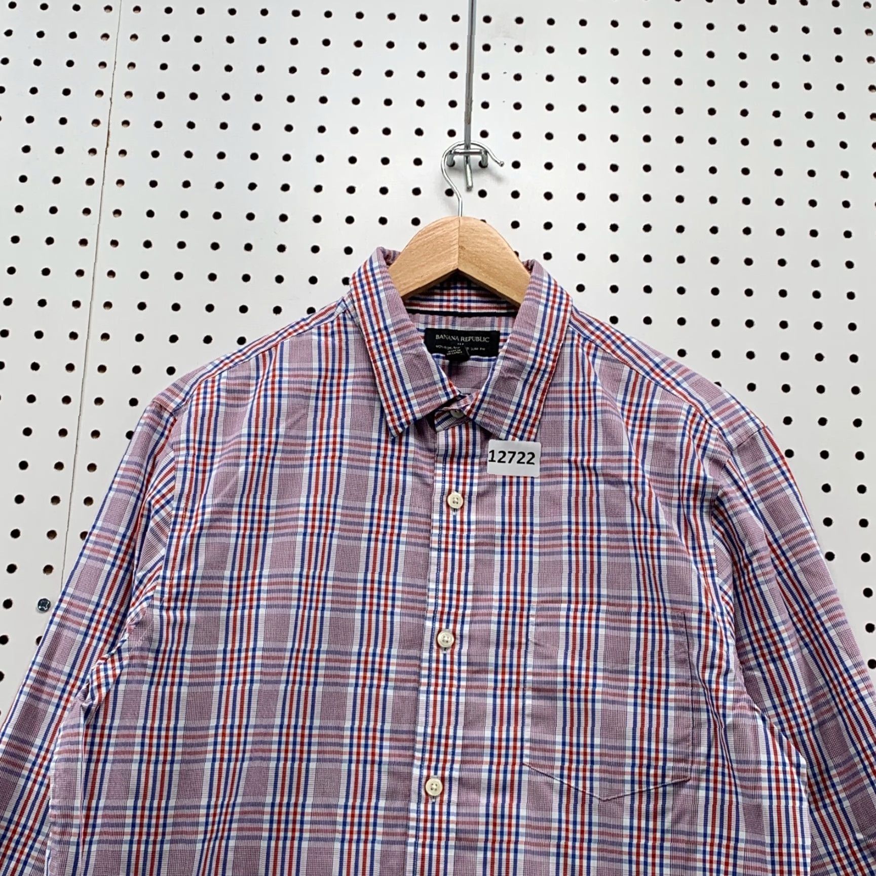 Banana Republic VINTAGE Banana Republic Shirt Men Large Red Check Slim Fit Non-Iron Button-Up Size US L / EU 52-54 / 3 - 2 Thumbnail