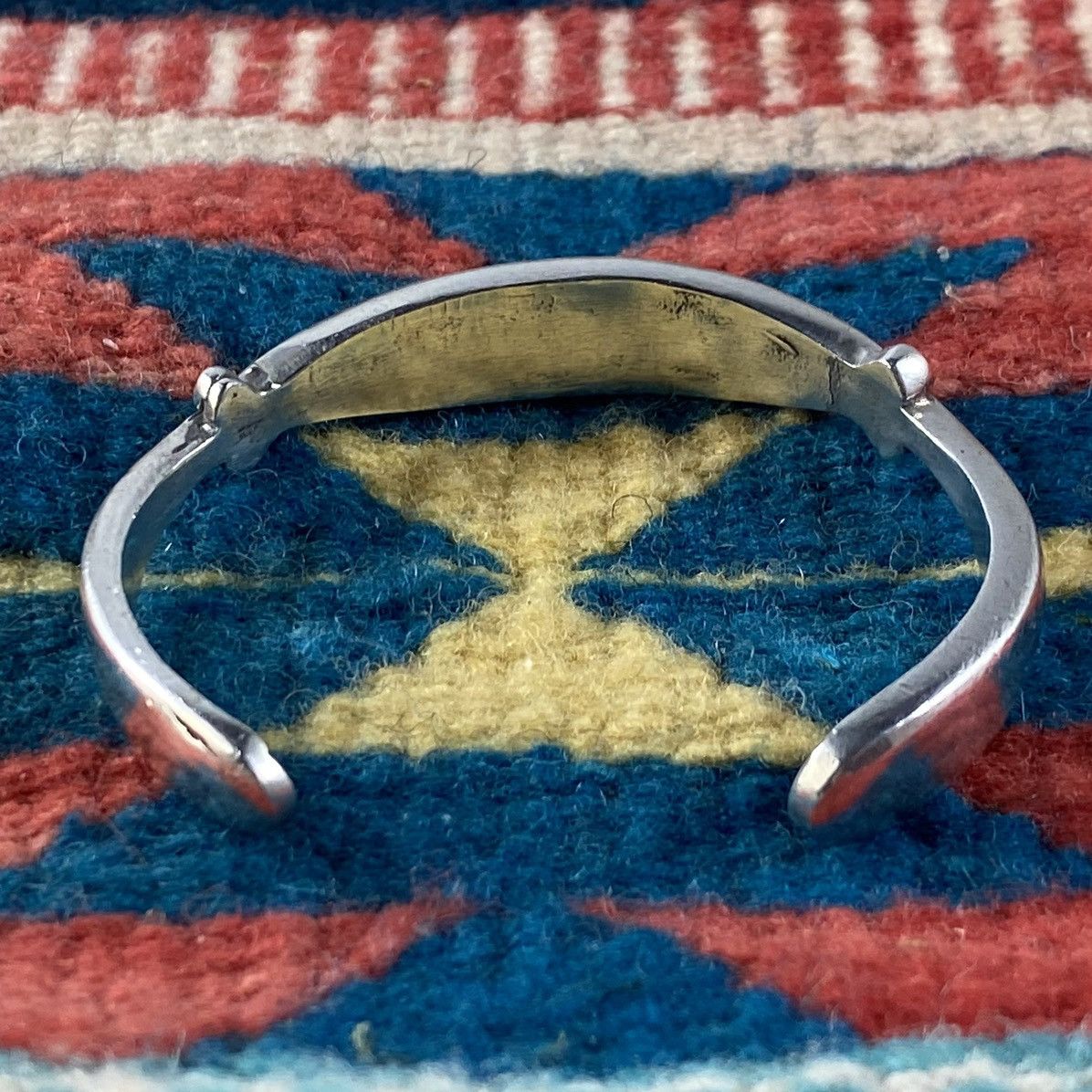 Kapital × Vintage Vtg Navajo Sterling Silver Turquoise Coral Chip Inlay Cuff Size ONE SIZE - 3 Thumbnail