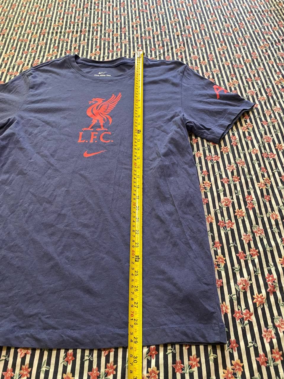 Nike Nike Streetwear T-Shirt Y2K Vintage L.F.C. Size US S / EU 44-46 / 1 - 10 Thumbnail