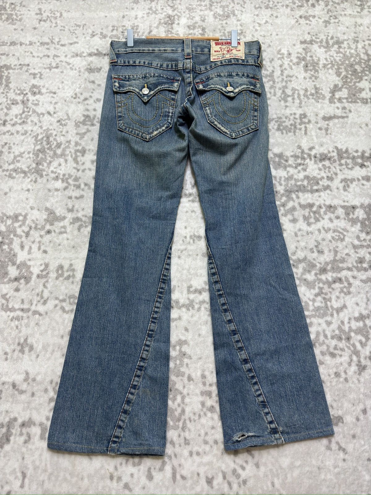 True Religion True Religion Joey Flare Denim Jeans Light Blue Distressed Size US 32 / EU 48 - 2 Thumbnail