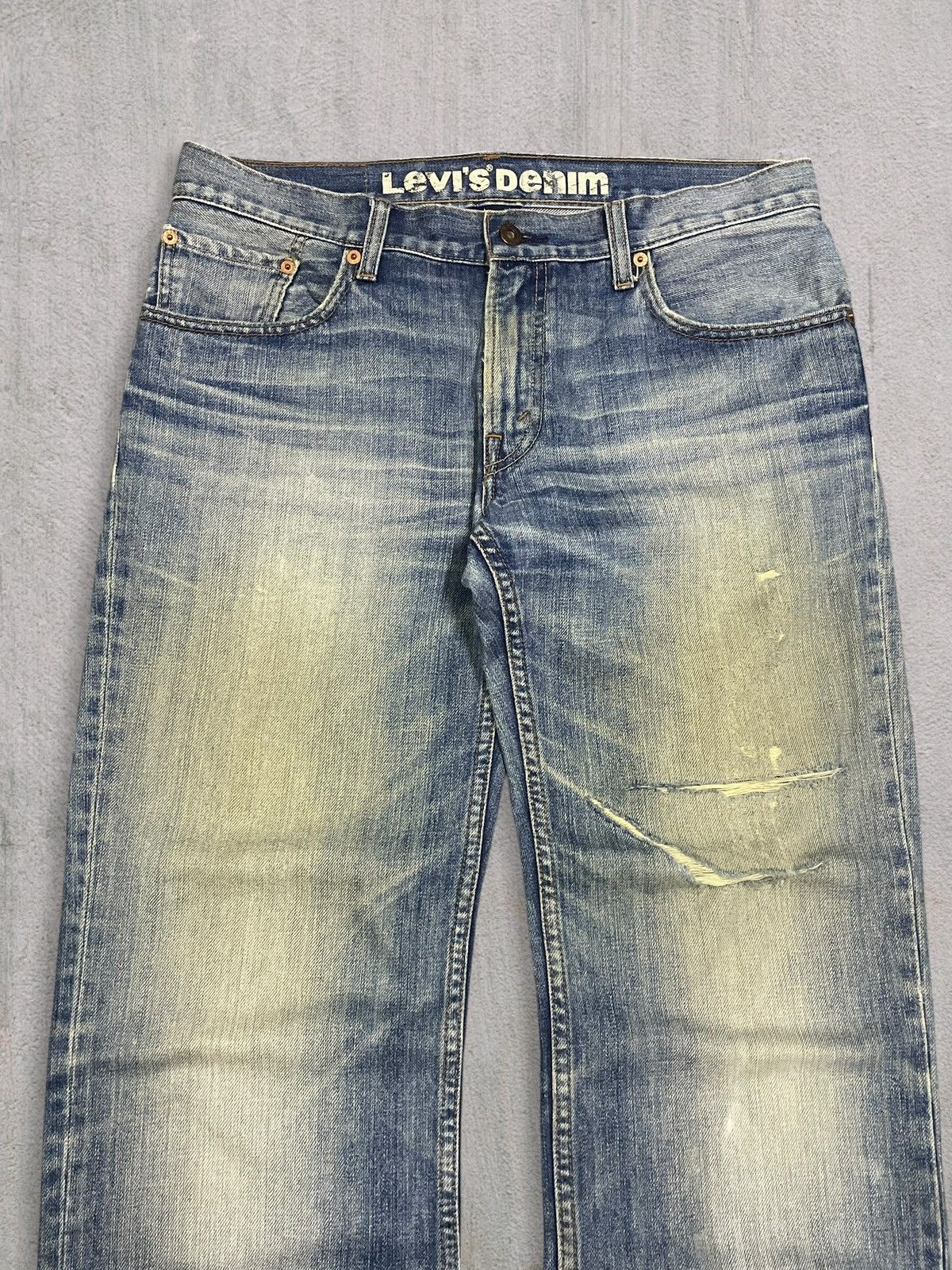 Levi's Vintage Levi’s 502 Zipped Pocket Baggy Fit Distressed Jeans Size US 34 / EU 50 - 2 Thumbnail
