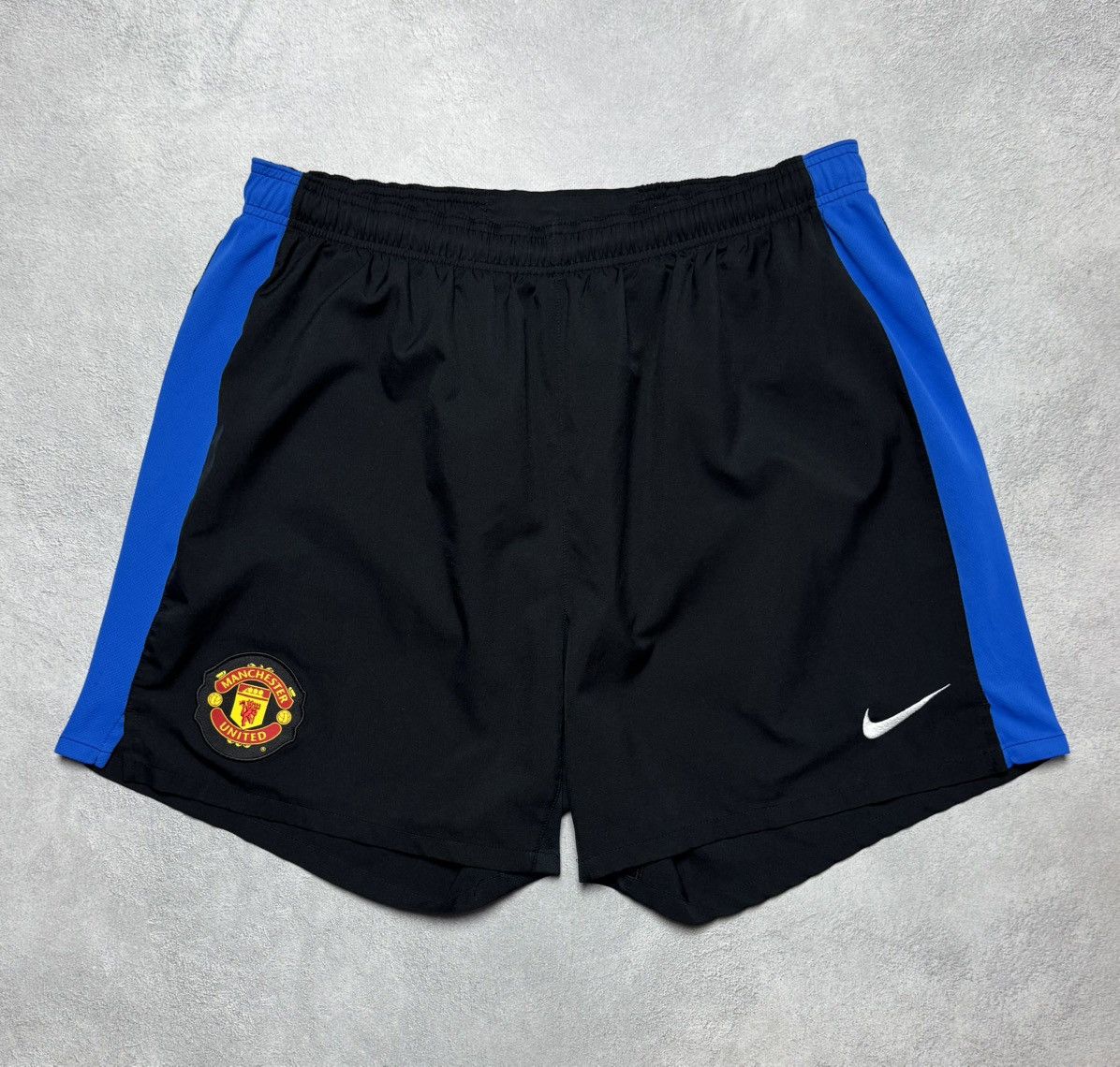 Nike Manchester United 2009 2010 Away Football Soccer Shorts Nike Size US 38 / EU 54 - 1 Thumbnail