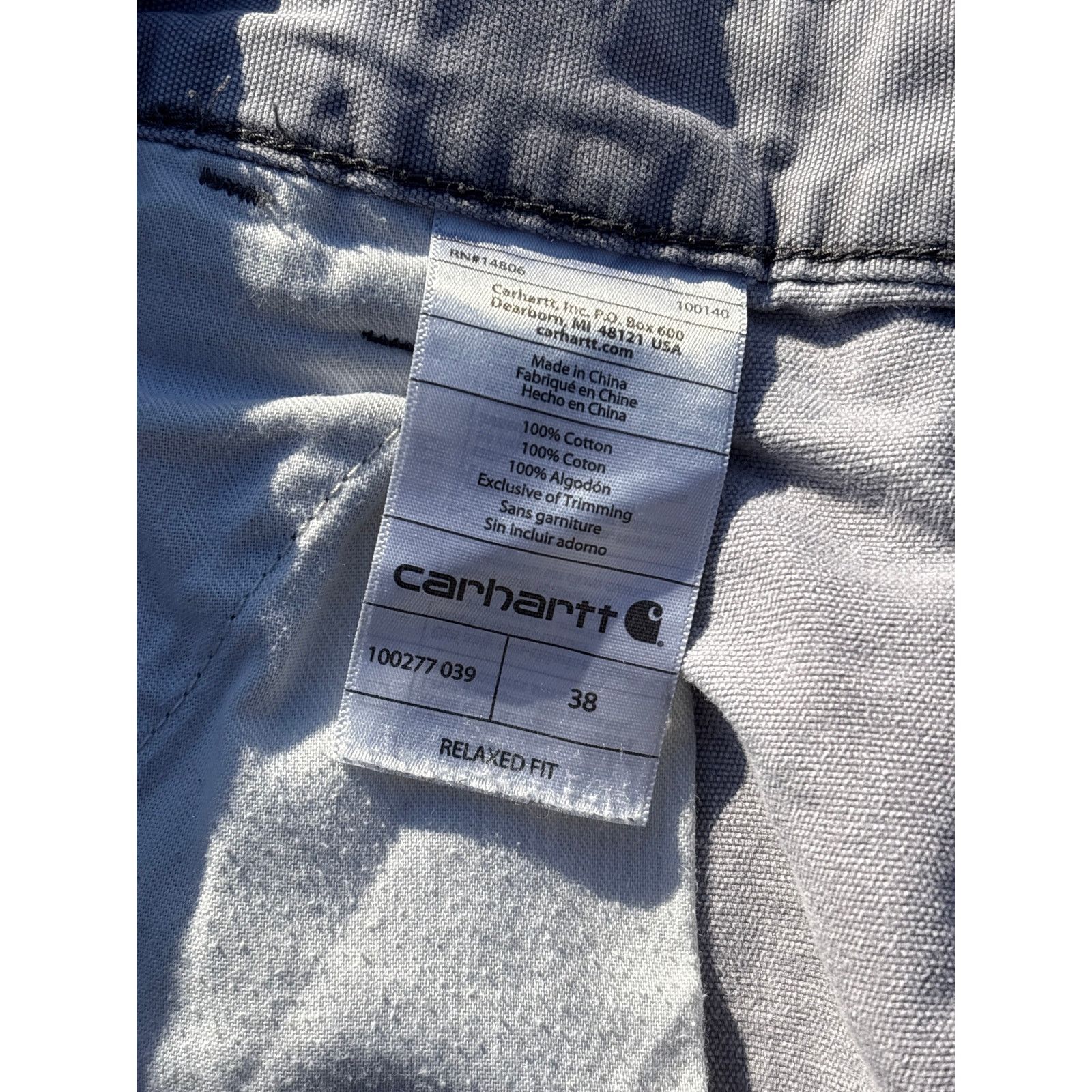 Carhartt Carhartt 38” waist relaxed fit chunky cargo shorts grey Size US 38 / EU 54 - 4 Thumbnail
