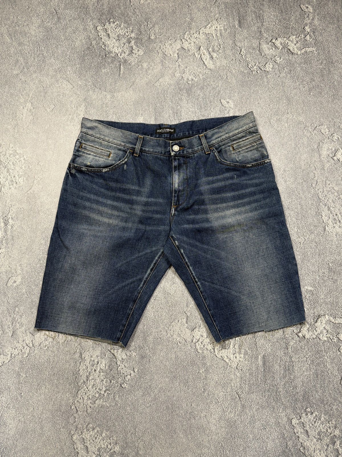 Dolce & Gabbana Vintage Dolce & Gabbana Shorts With Logo Size US 36 / EU 52 - 1 Thumbnail