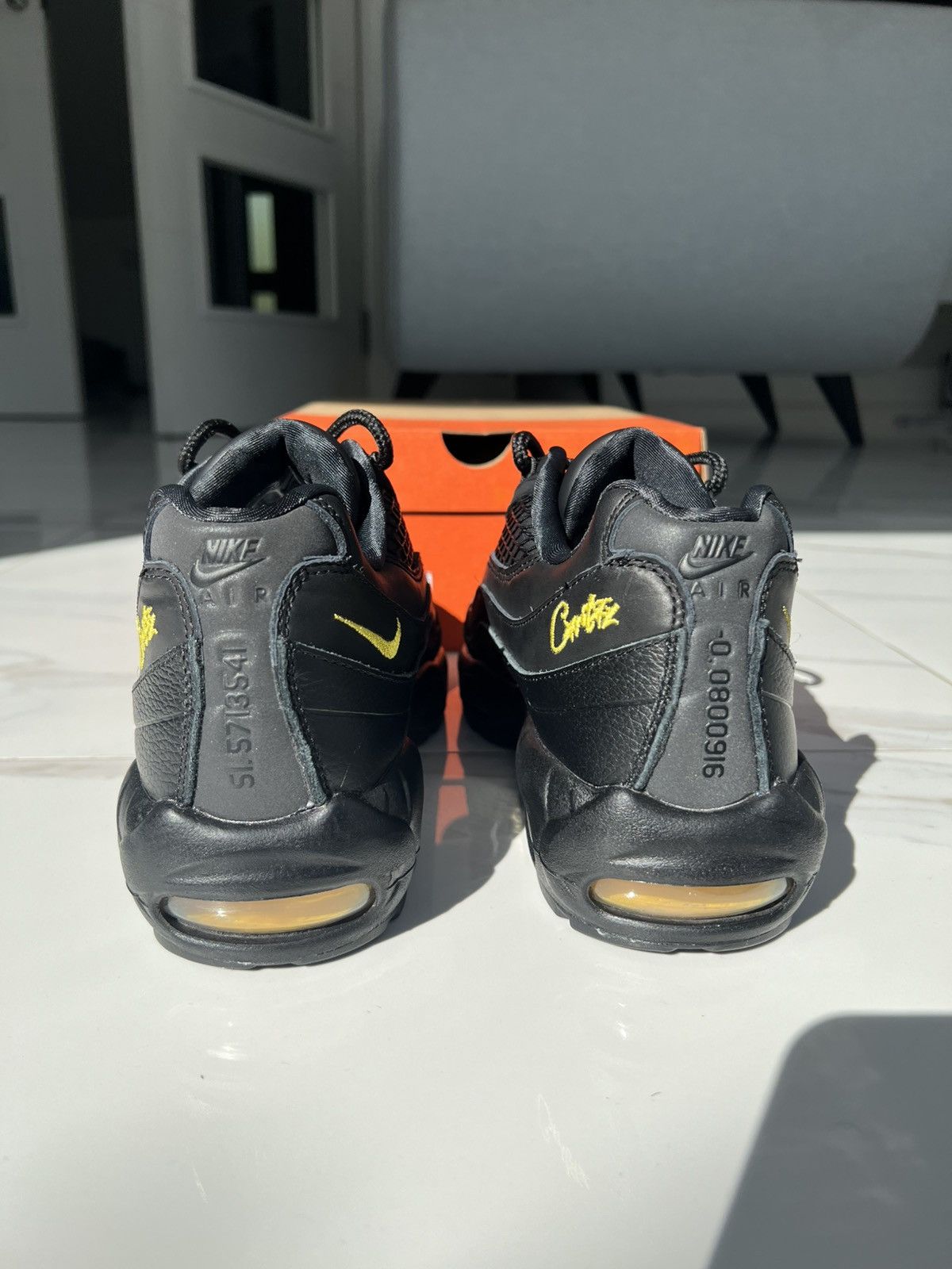 Corteiz × Nike Corteiz Air Max 95 Honey Blacks Size US 10 / EU 43 - 8 Thumbnail