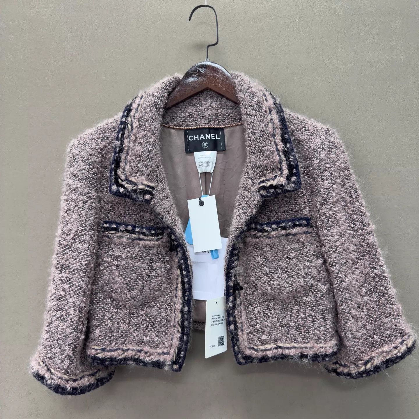 Chanel Chanel Classic Destroyed Pocket Short Jacket Unused FR 36 Size XS / US 0-2 / IT 36-38 - 3 Thumbnail