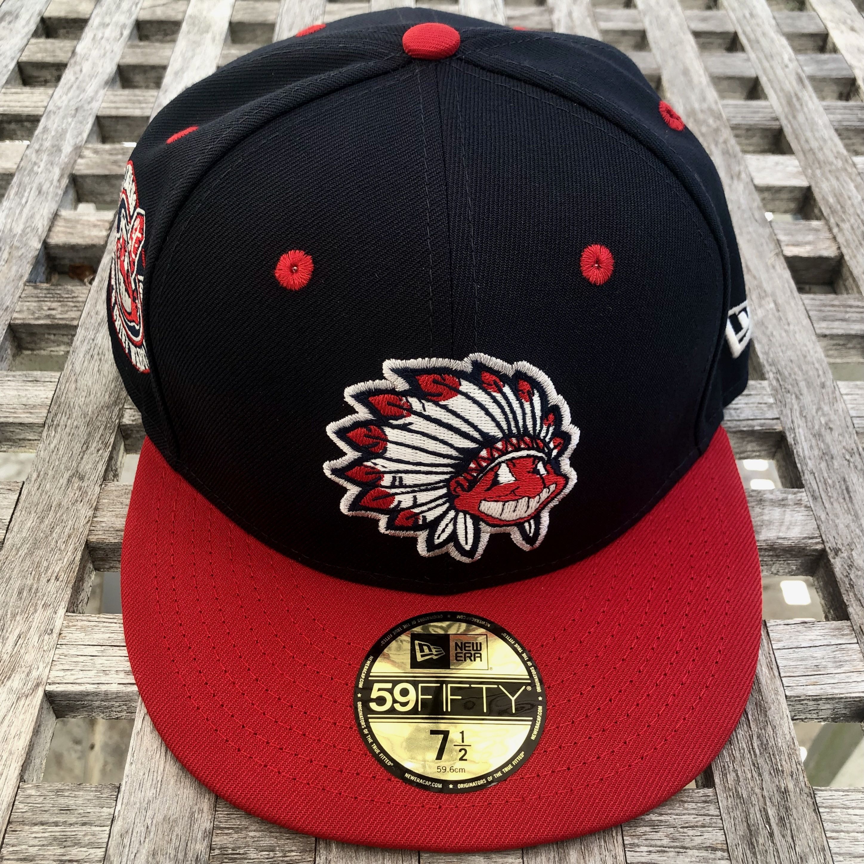 New Era Cleveland Indians Chief Wahoo Headdress 59FIFTY Hat 7 1/2 Size ONE SIZE - 2 Thumbnail