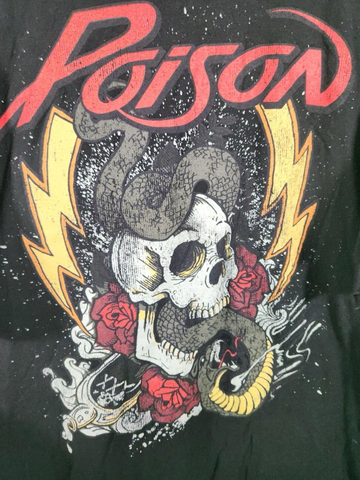 Designer Vintage Poison Band T-Shirt with Skull and Roses Graphic Size US XXL / EU 58 / 5 - 2 Thumbnail