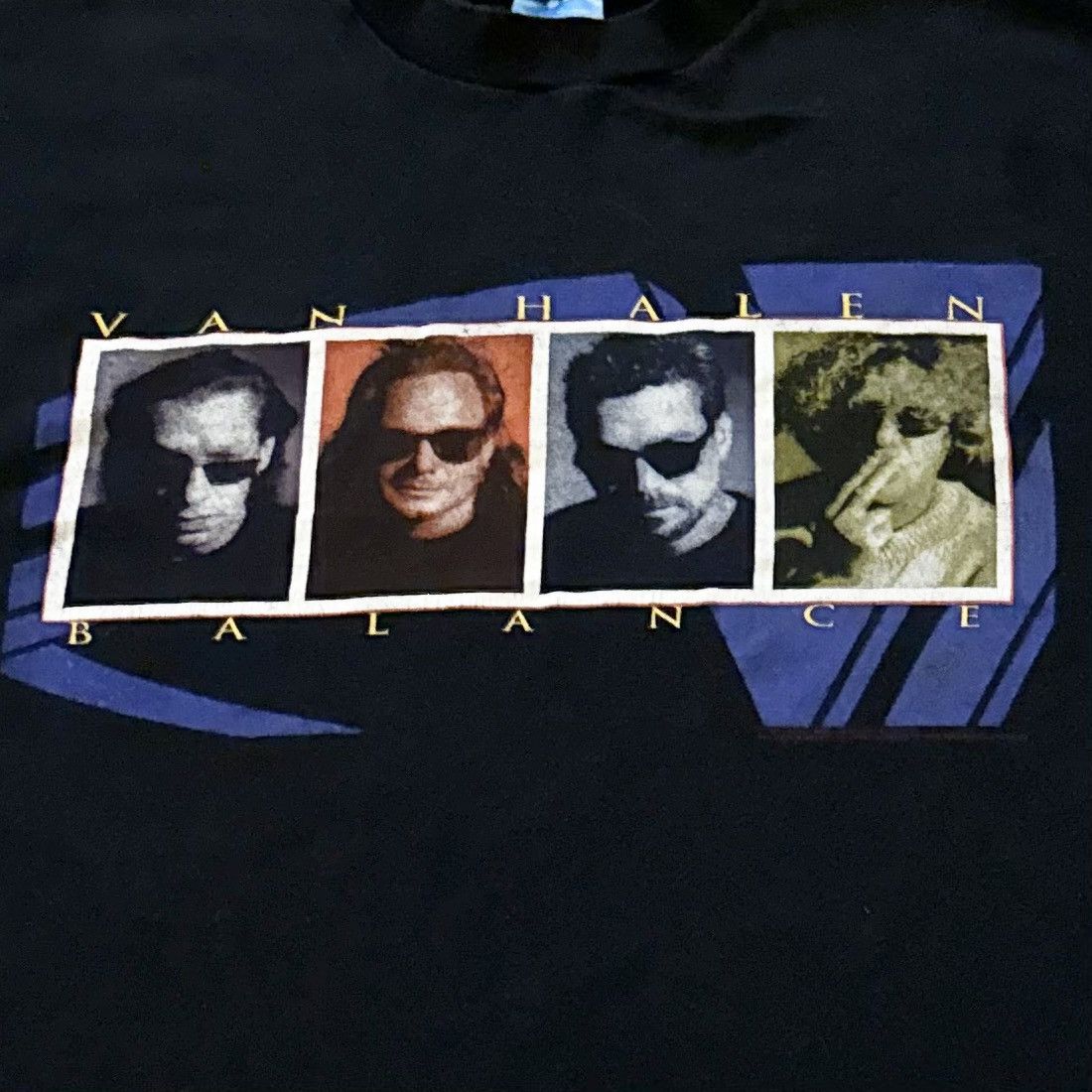 Band Tees VINTAGE 1995 VAN HALEN TOUR TEE! Size US XL / EU 56 / 4 - 1 Thumbnail