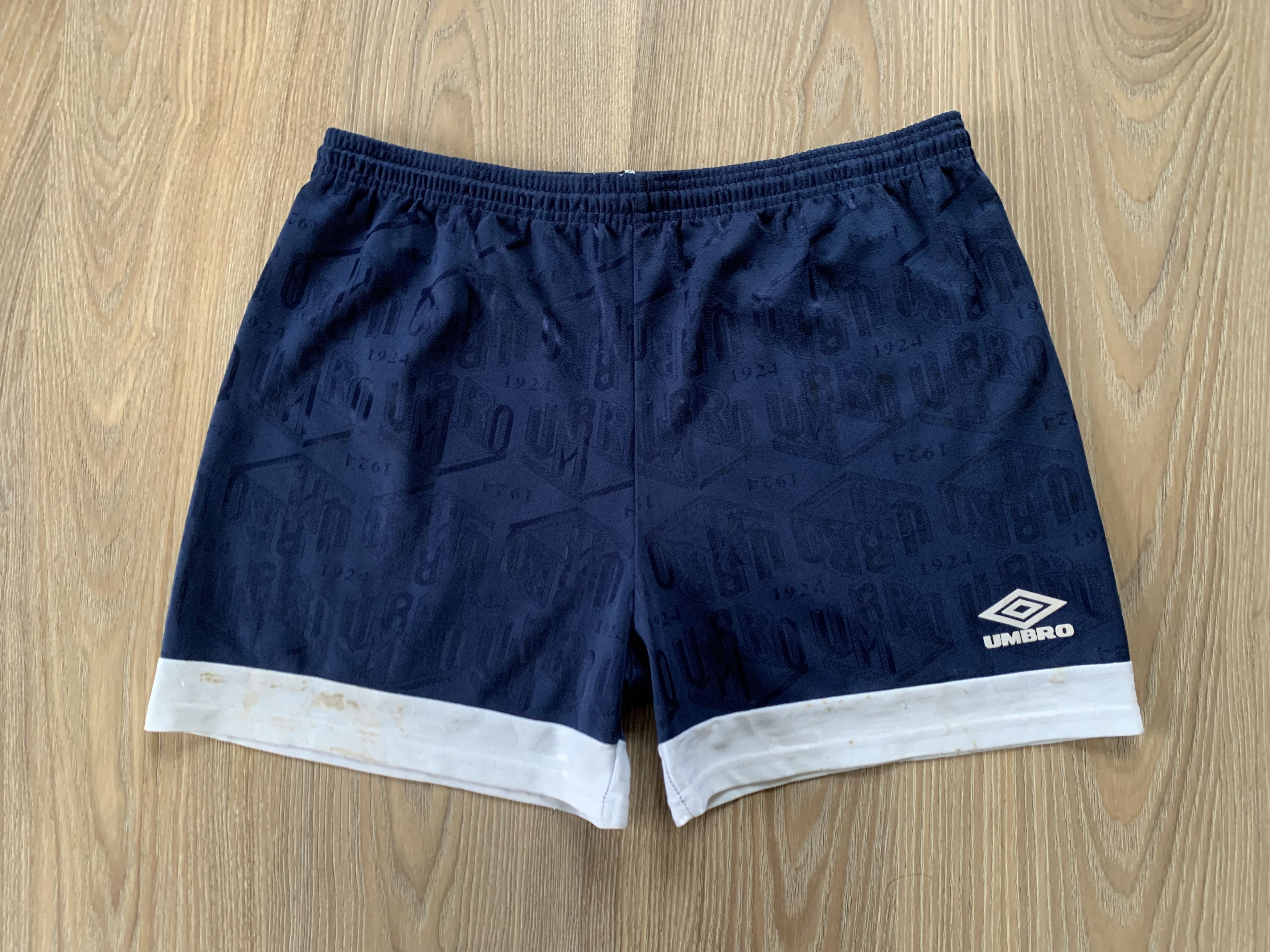 Umbro × Vintage Vintage Umbro Soccer Monograme Training Shorts Size US 34 / EU 50 - 3 Thumbnail
