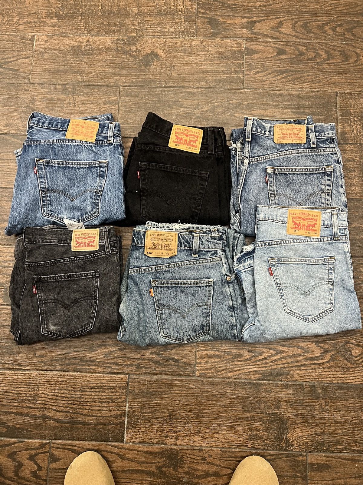 6 Pairs of Levis Vintage Jeans