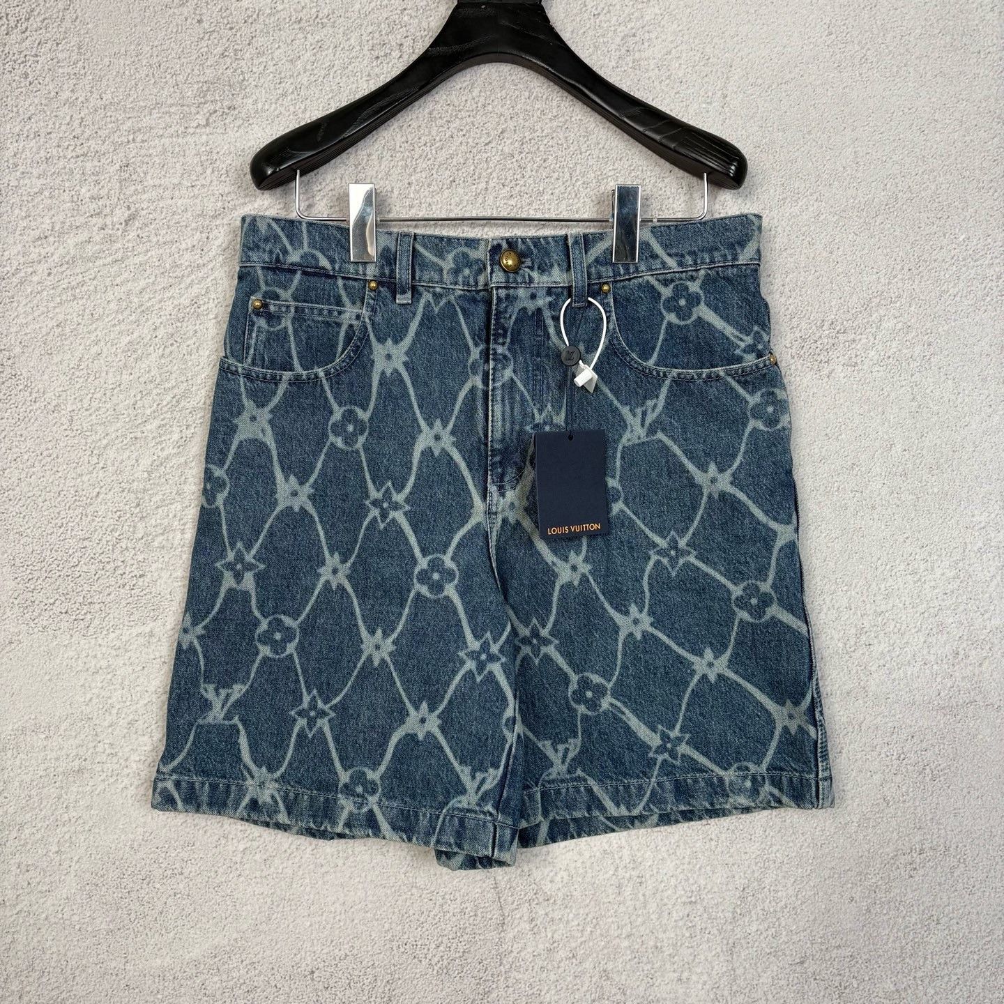 Louis Vuitton Louis Vuitton Monogram Denim Shorts Size 29" - 1 Thumbnail