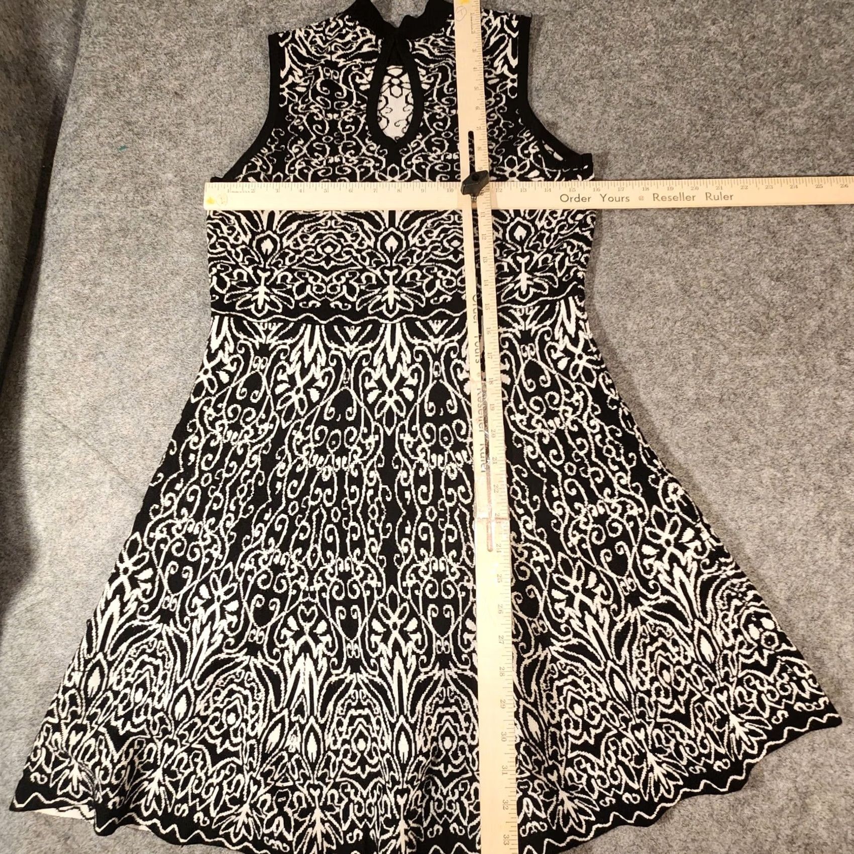 Vintage Xhilaration Dress Womens L Black White Sleeveless Knit Jacquard Mock Neck Fit & Flare A-line Size L / US 10 / IT 46 - 6 Thumbnail