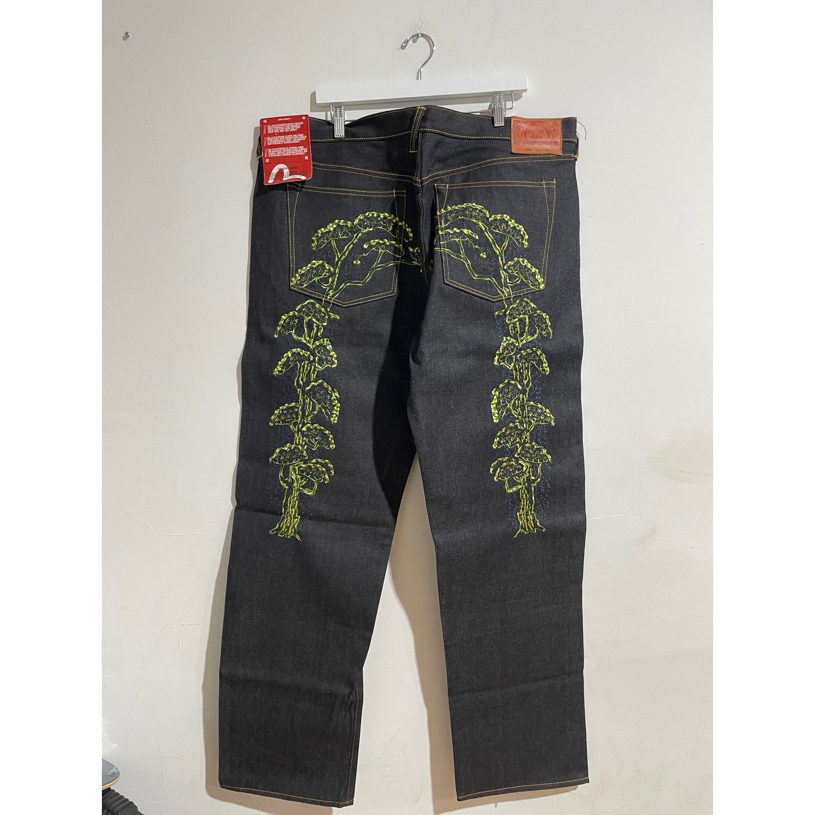 Evisu EVISU BONSAI TREE JEANS SIZE 42 Size US 42 / EU 58 - 1 Thumbnail