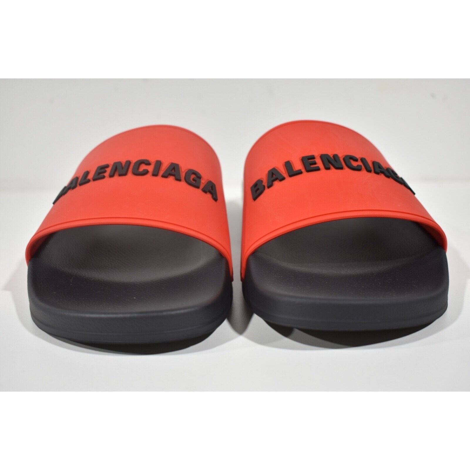Balenciaga Balenciaga Rubber Slide Pool Sandal Flip Flop Flat 45 12 Size US 12 / EU 45 - 6 Thumbnail