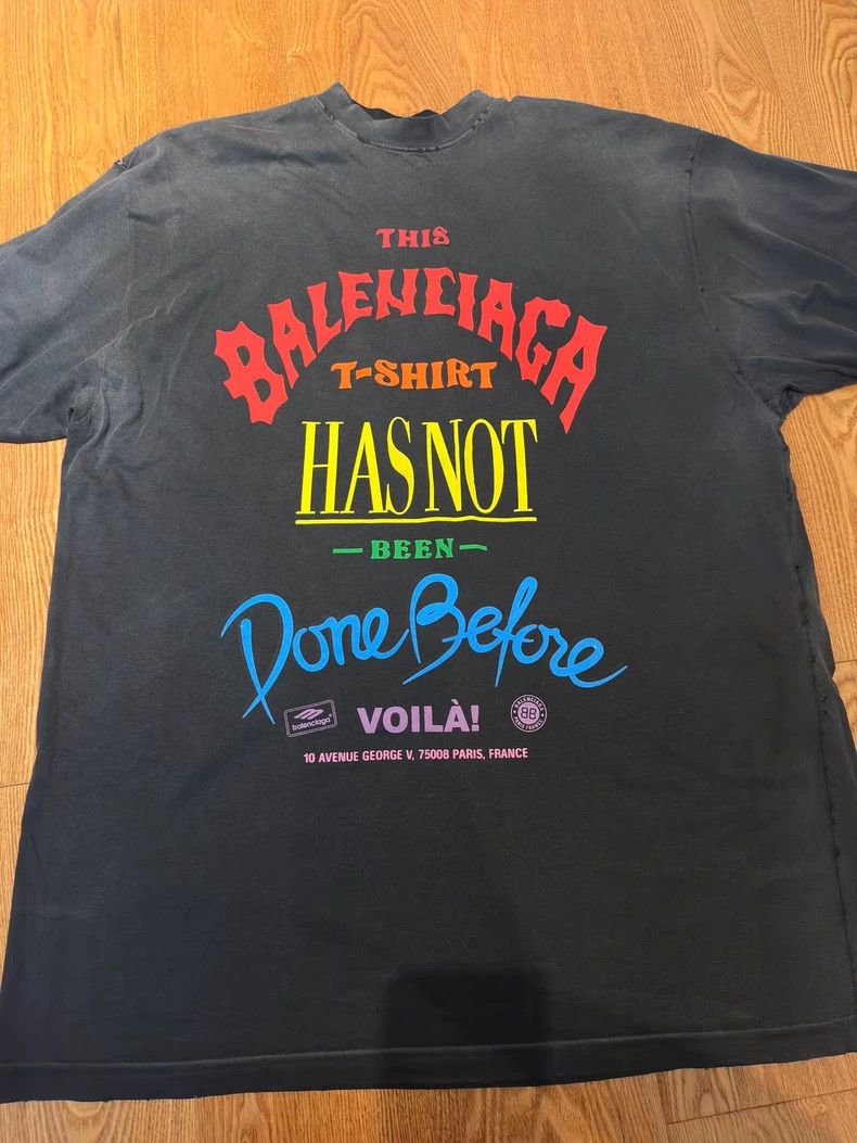 Balenciaga Balenciaga size 2 Short Sleeve Tee Size US S / EU 44-46 / 1 - 1 Thumbnail