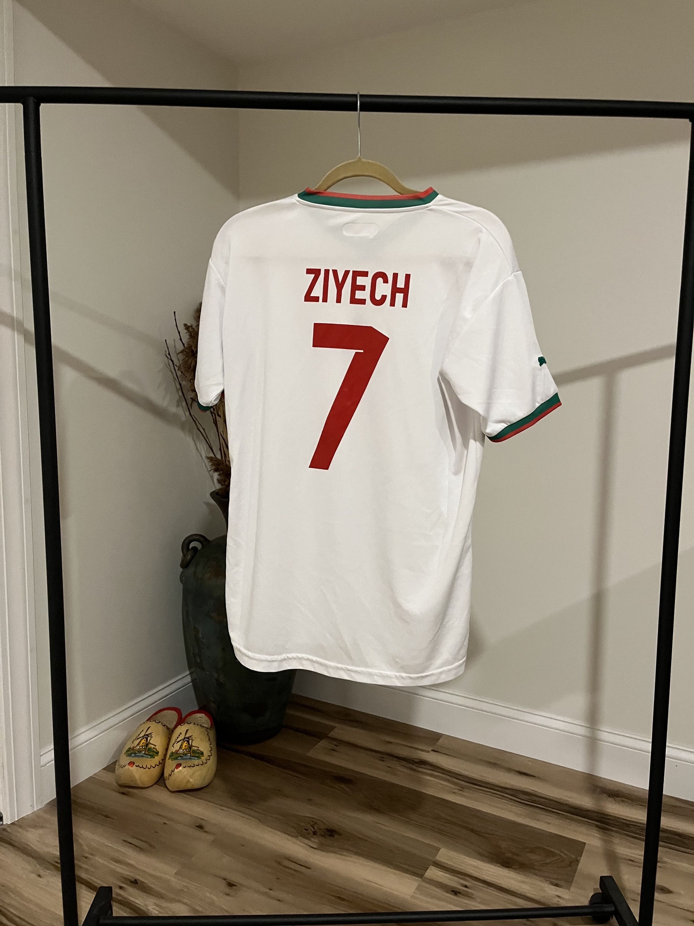 Puma Hakim Ziyech Morocco Jersey – Medium – World Cup Edition