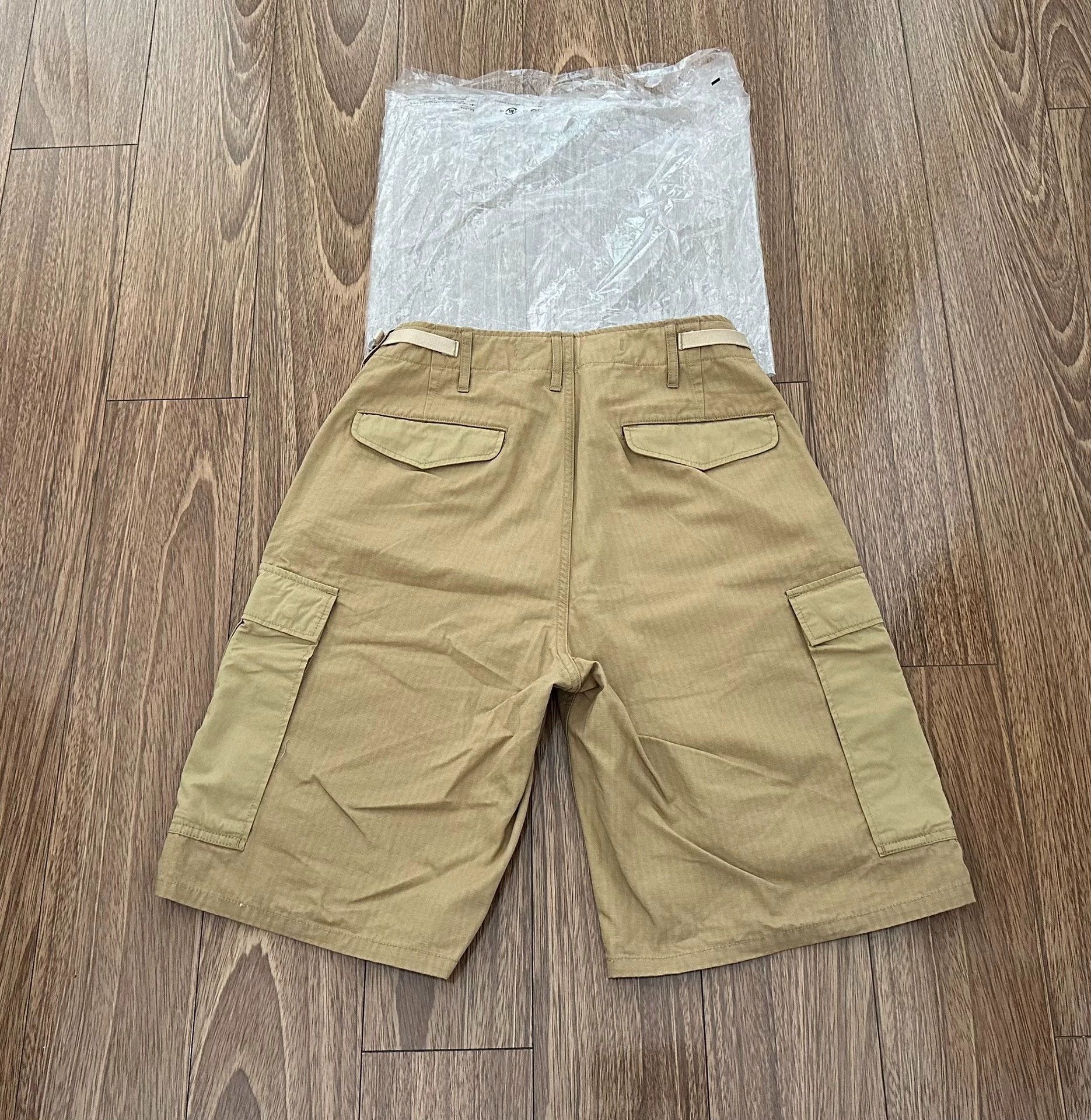 Nanamica nanamica 24SS M51 Tearproof Cargo Short Wide W30 Size US 30 / EU 46 - 2 Thumbnail