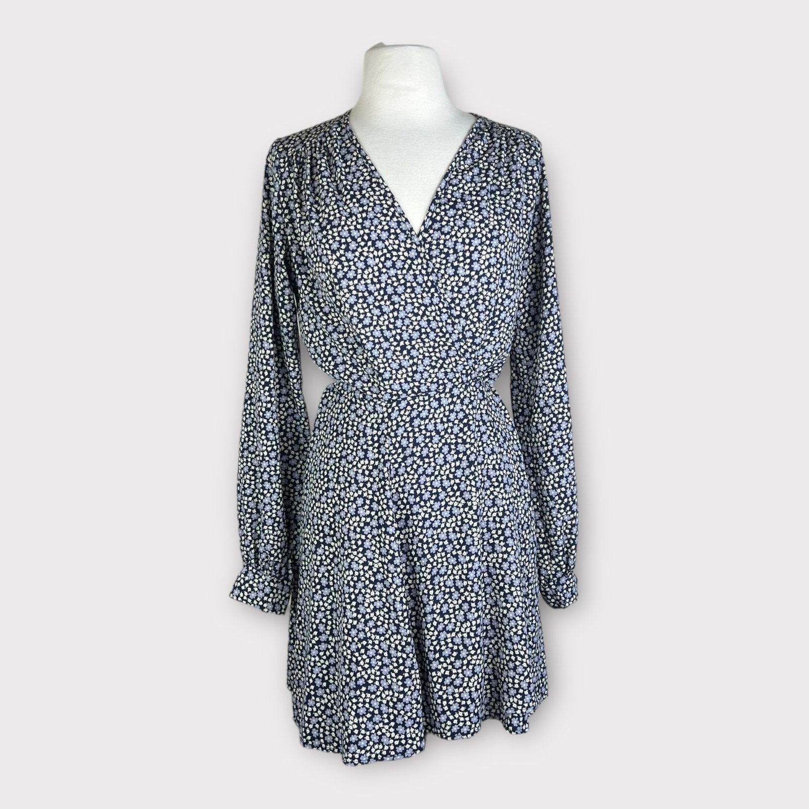 Nordstrom Honey Punch | Boho Floral Wrap Dress | Medium Size M / US 6-8 / IT 42-44 - 5 Thumbnail