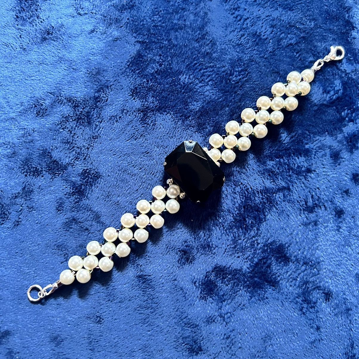 Handmade Handcrafted classic Czech glass pearl rainbow bracelet Size ONE SIZE - 6 Thumbnail