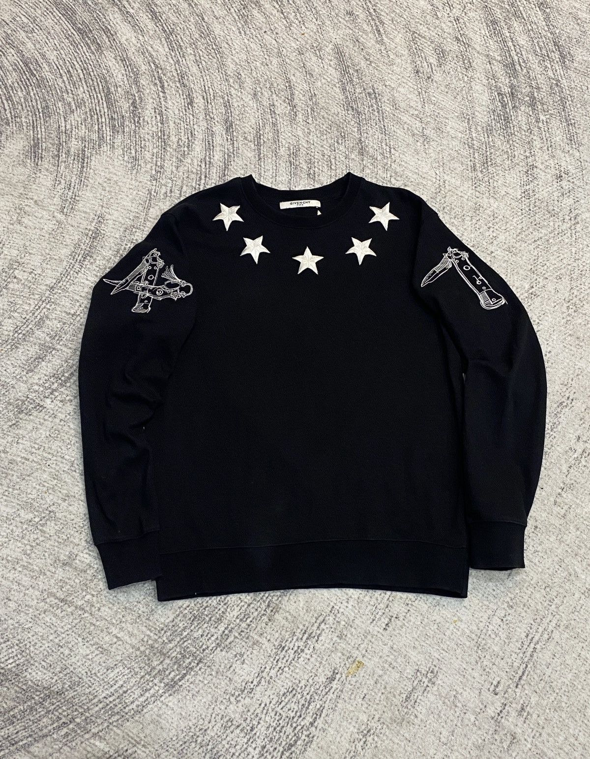 Other Givenchy Star Neck & Embroidered Sleeve Sweatshirt - Black Size US L / EU 52-54 / 3 - 1 Thumbnail