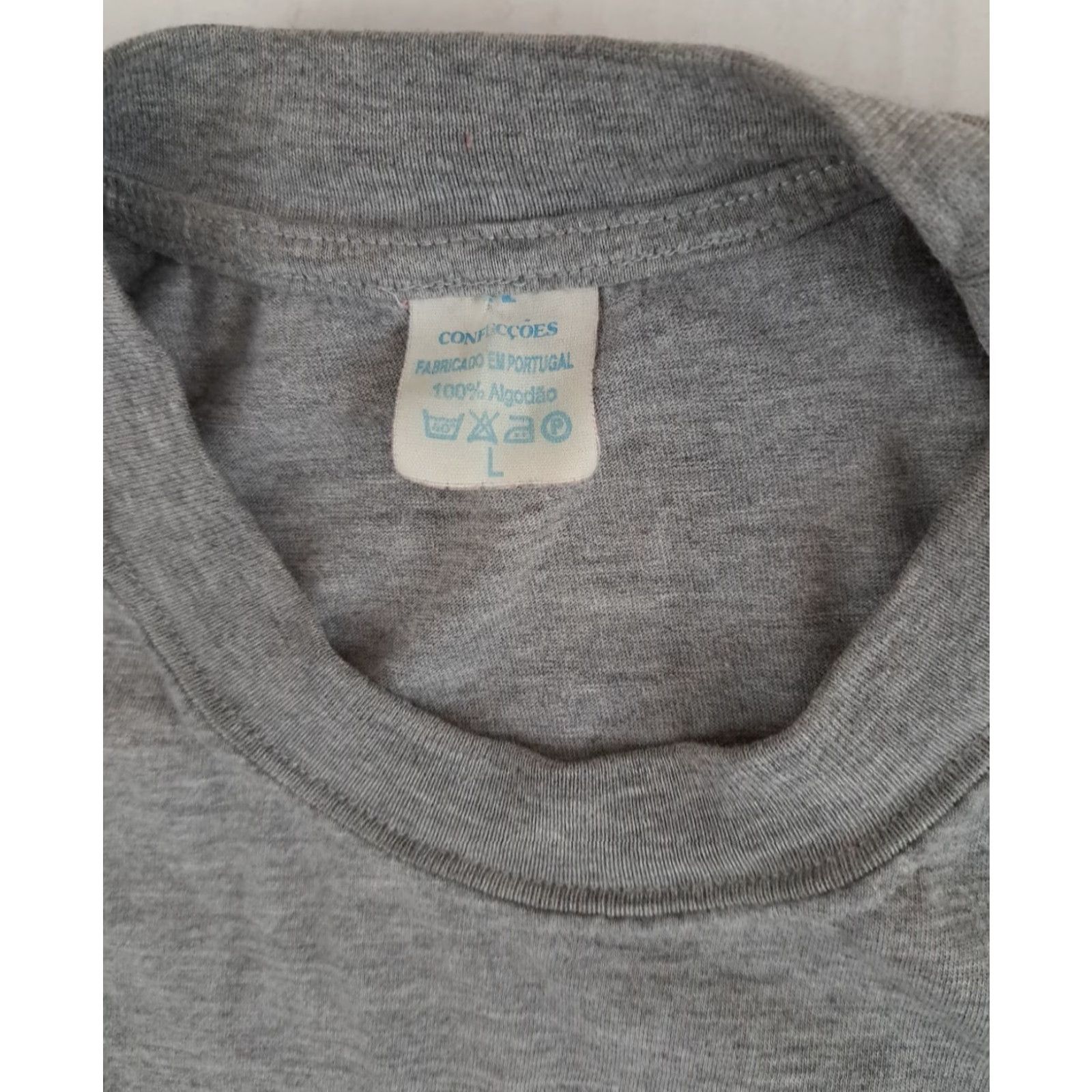 Vintage VINTAGE Lisboa Portugal Grey Large City Print T-Shirt Size US L / EU 52-54 / 3 - 2 Thumbnail