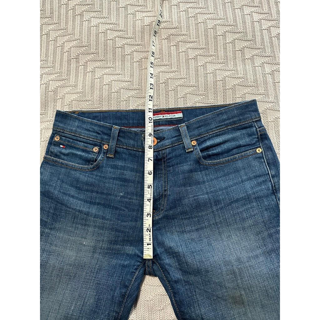 Tommy Hilfiger Tommy Hilfiger Y2K straight leg jeans size 30 Size US 30 / EU 46 - 7 Thumbnail