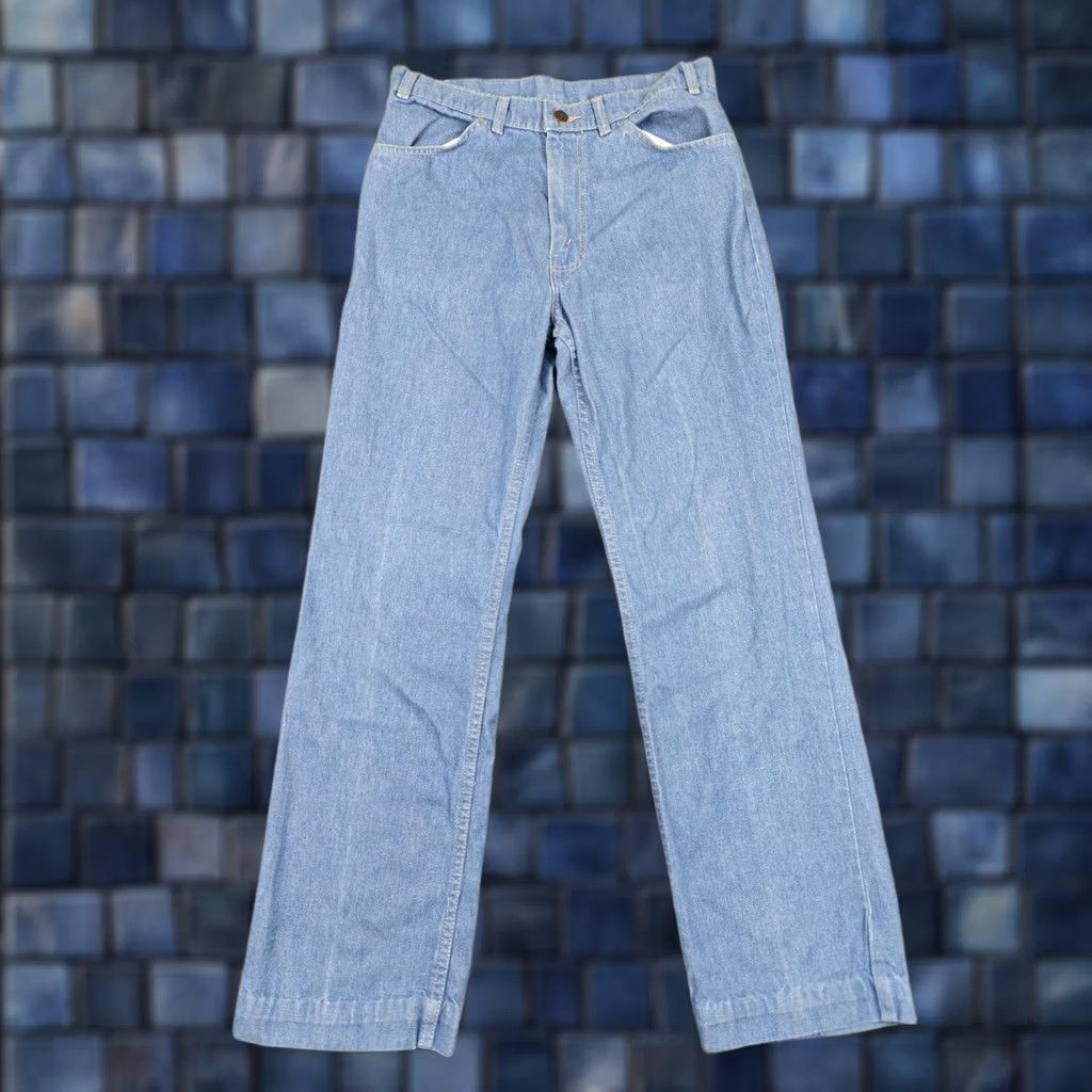 Levi's Item Specifications: Brand: Nike Size US 34 / EU 50 - 1 Thumbnail