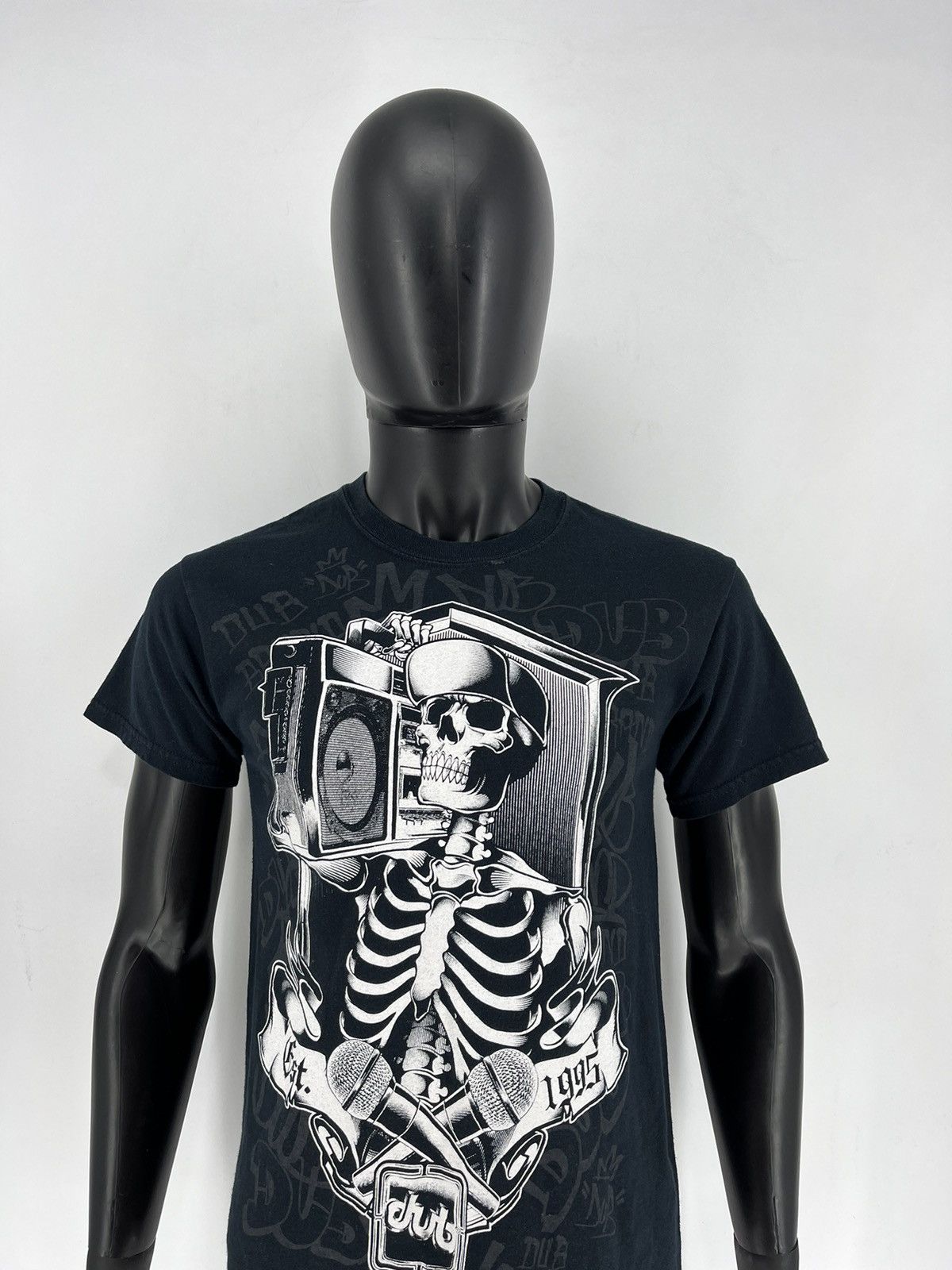 Japanese Brand × Vintage Gildan T-shirt With Skull Dub Reggae Hip-Hop Streetwear Styl Size US S / EU 44-46 / 1 - 1 Thumbnail