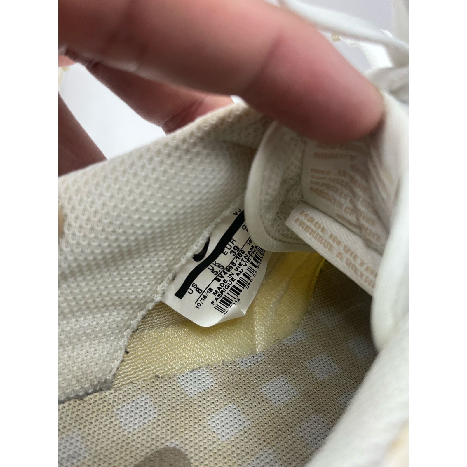 Nike Nike Classic Cortez QS Summit White Yellow Women’s Size 8 Size US 8 / IT 38 - 7 Thumbnail