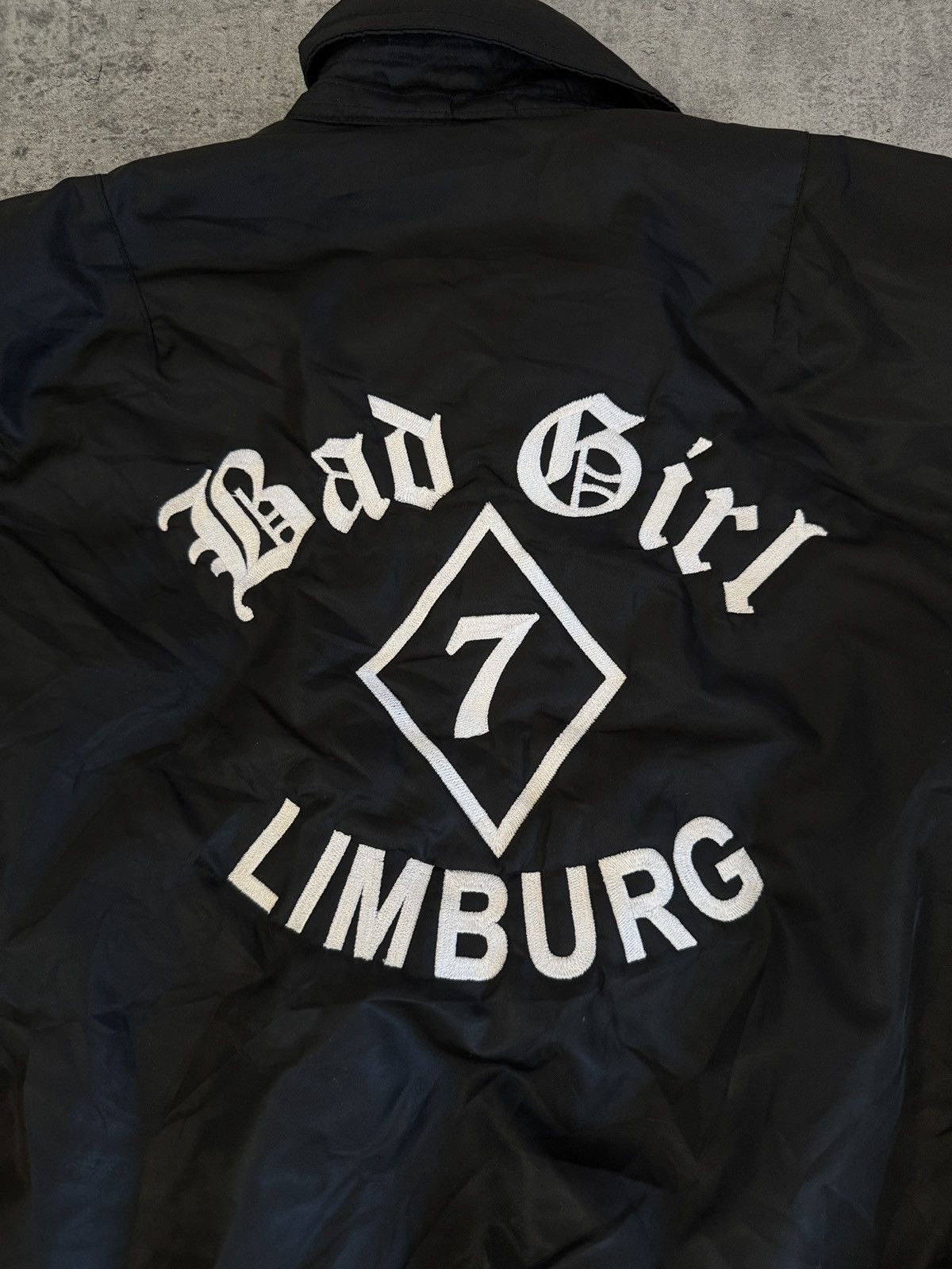 Vintage Bomber Flying Jacket Bad Girl boxy black vintage USA MA-1 Size US S / EU 44-46 / 1 - 5 Thumbnail