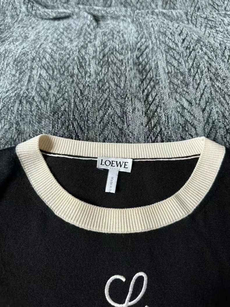 Loewe LOEWE Wool knit short sleeves Size XS / US 0-2 / IT 36-38 - 3 Thumbnail