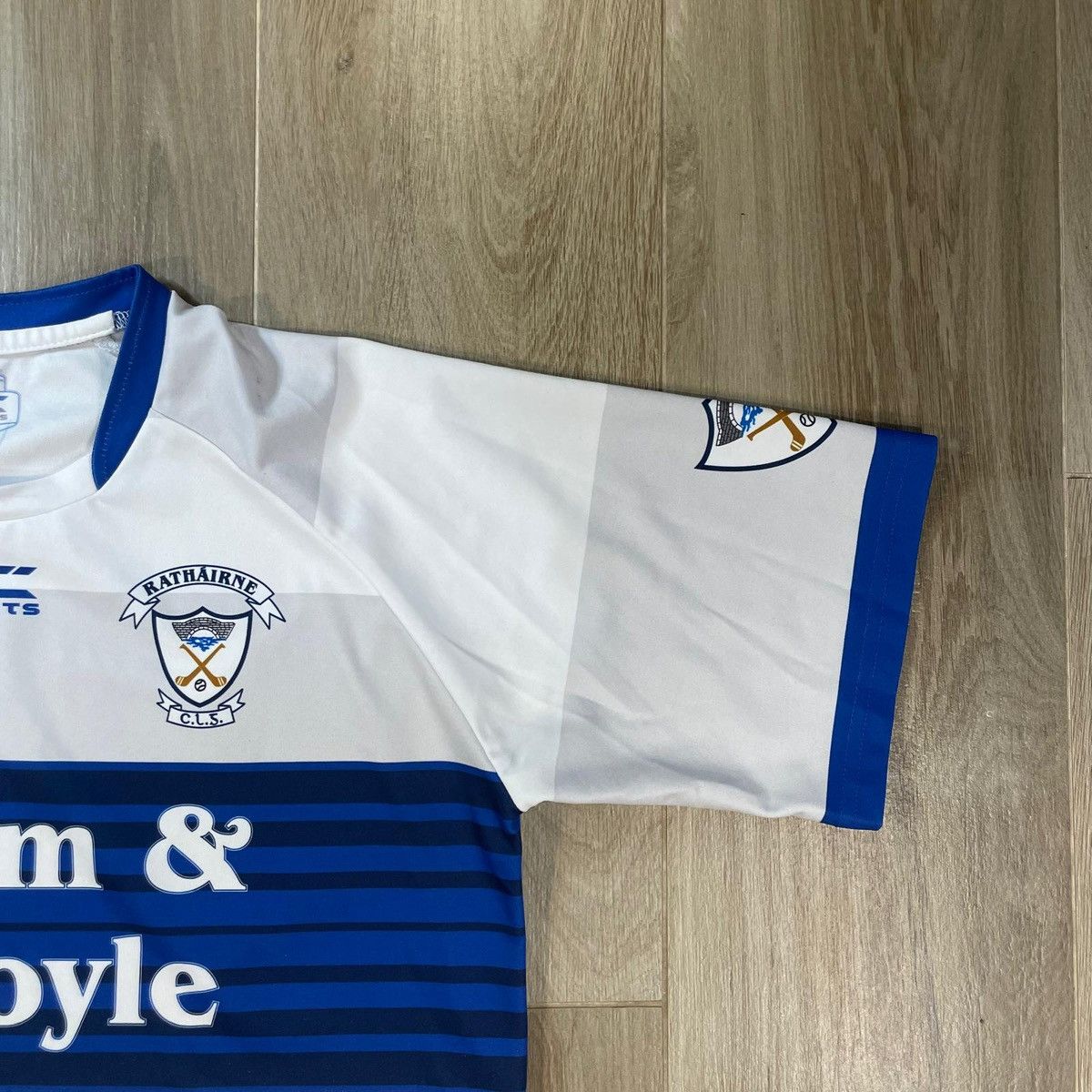 Other Rathairne White and blue GAA rugby jersey shirt tee sport Size US S / EU 44-46 / 1 - 4 Thumbnail